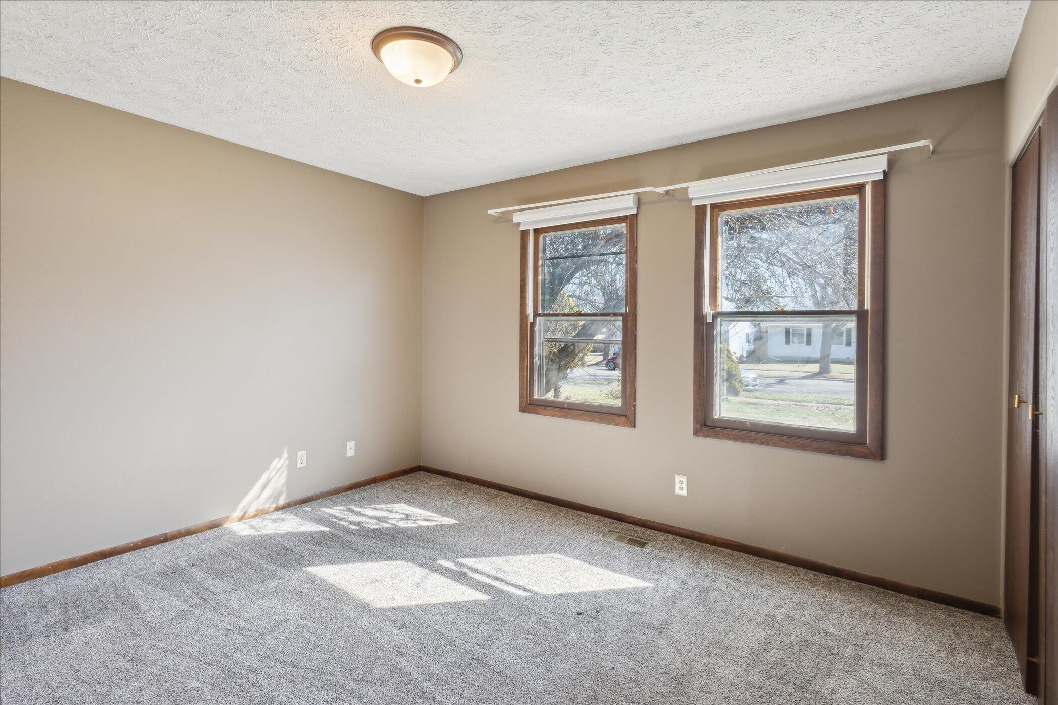 5828 Ellendale Drive