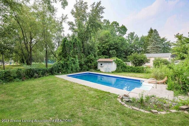 5828 Ellendale Drive