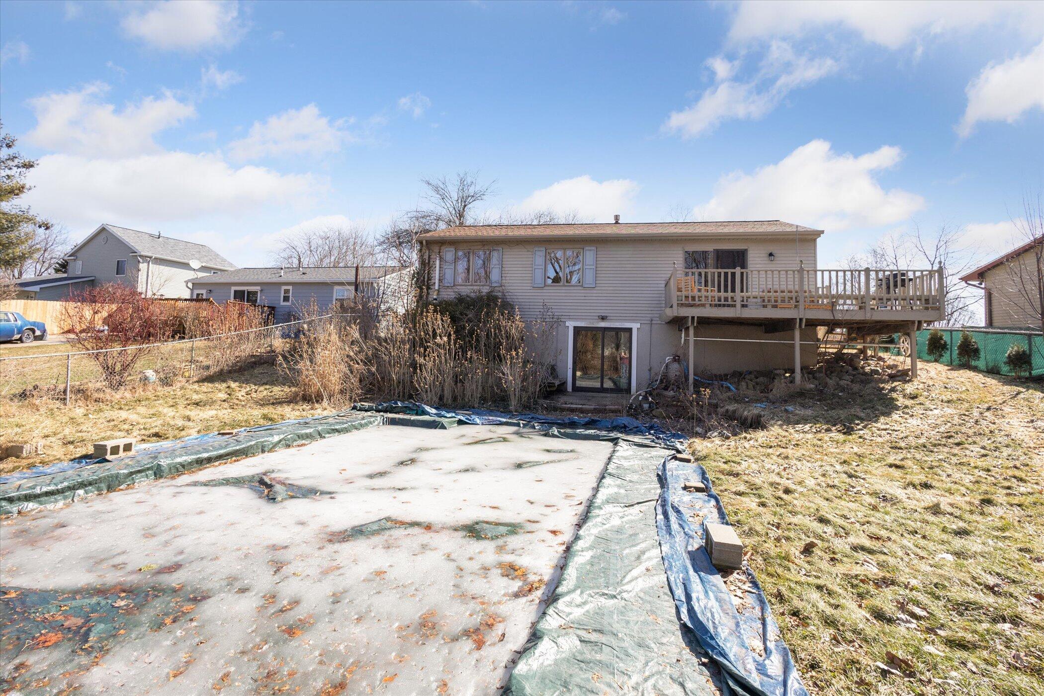5828 Ellendale Drive