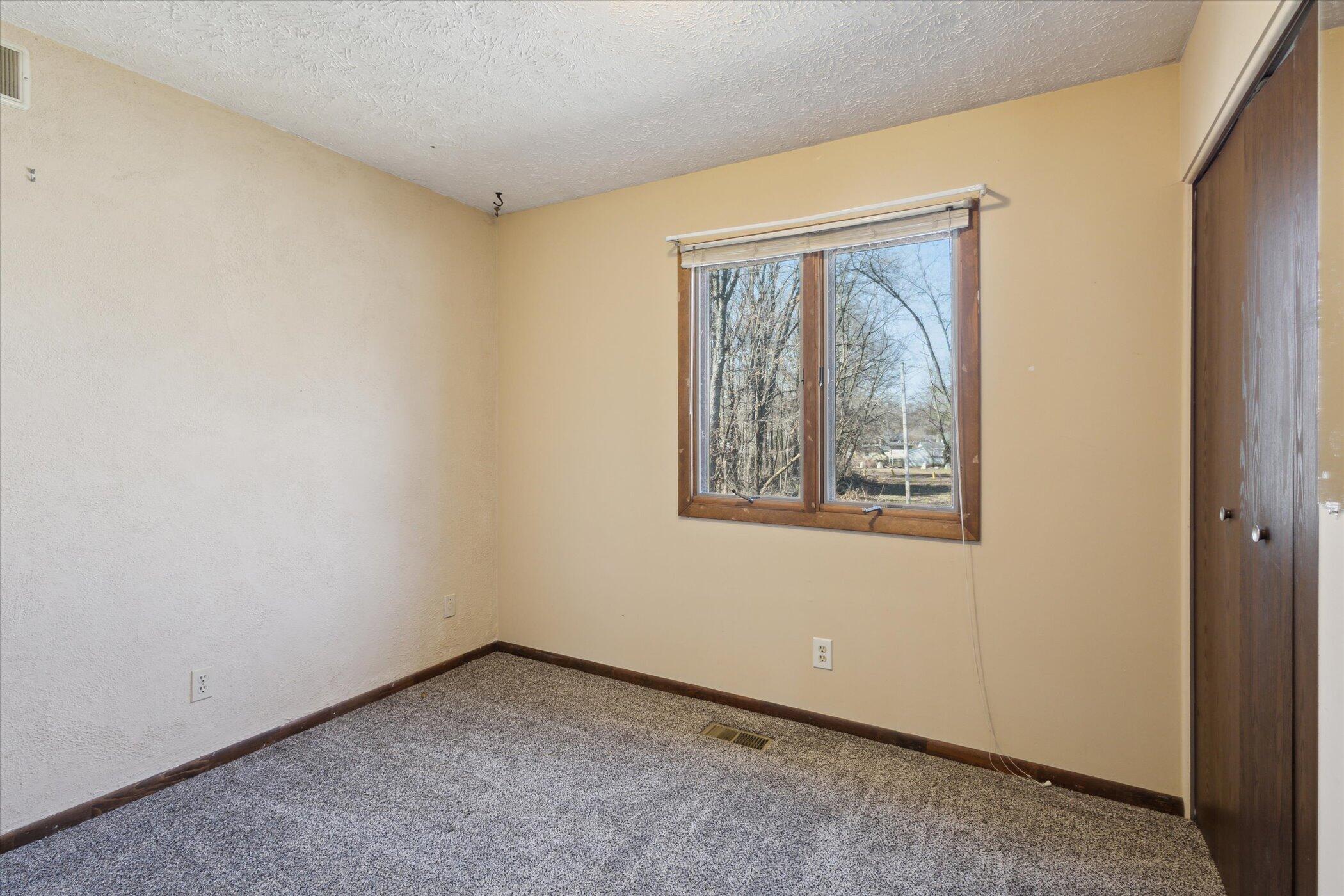 5828 Ellendale Drive