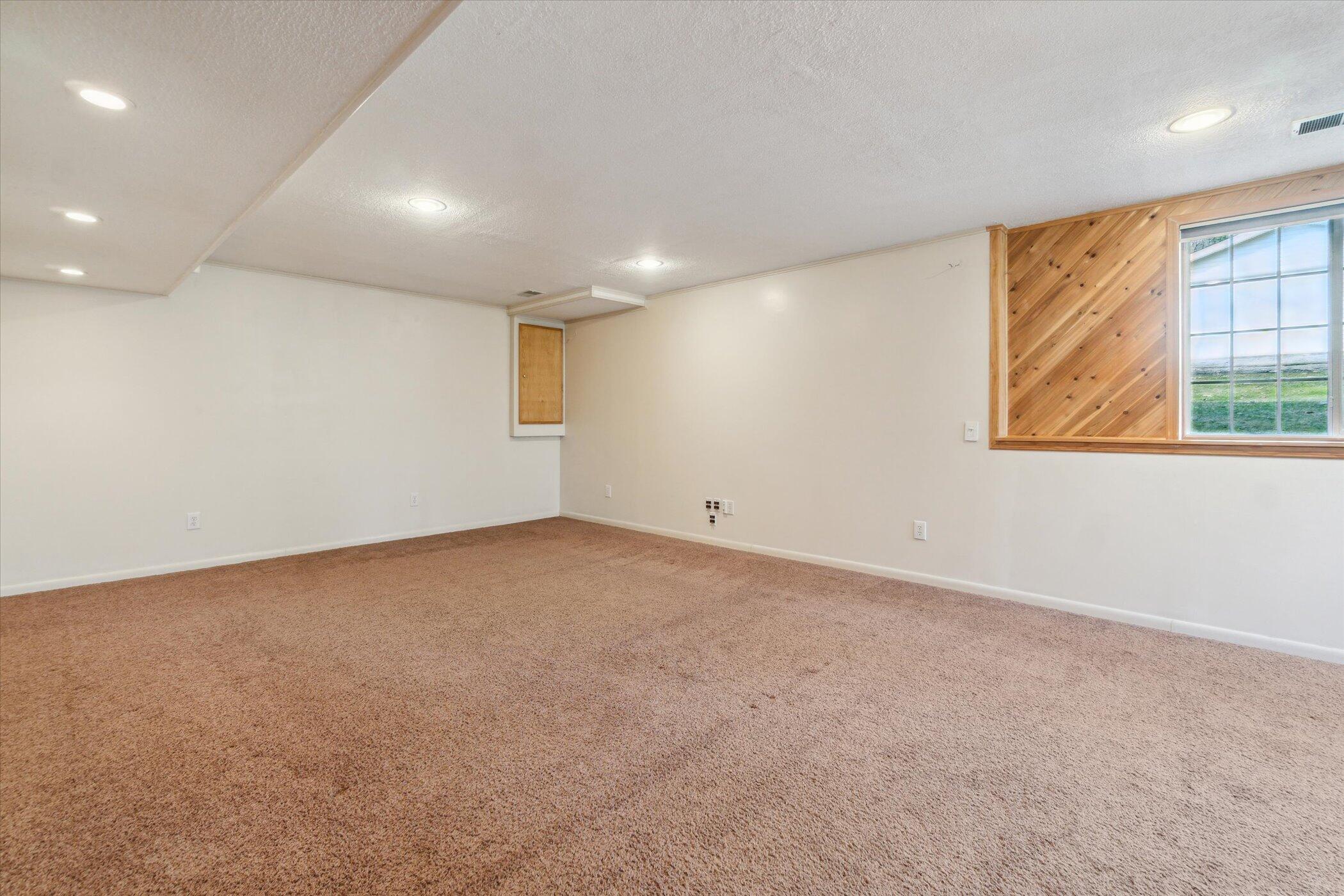 3368 Hanford Lane