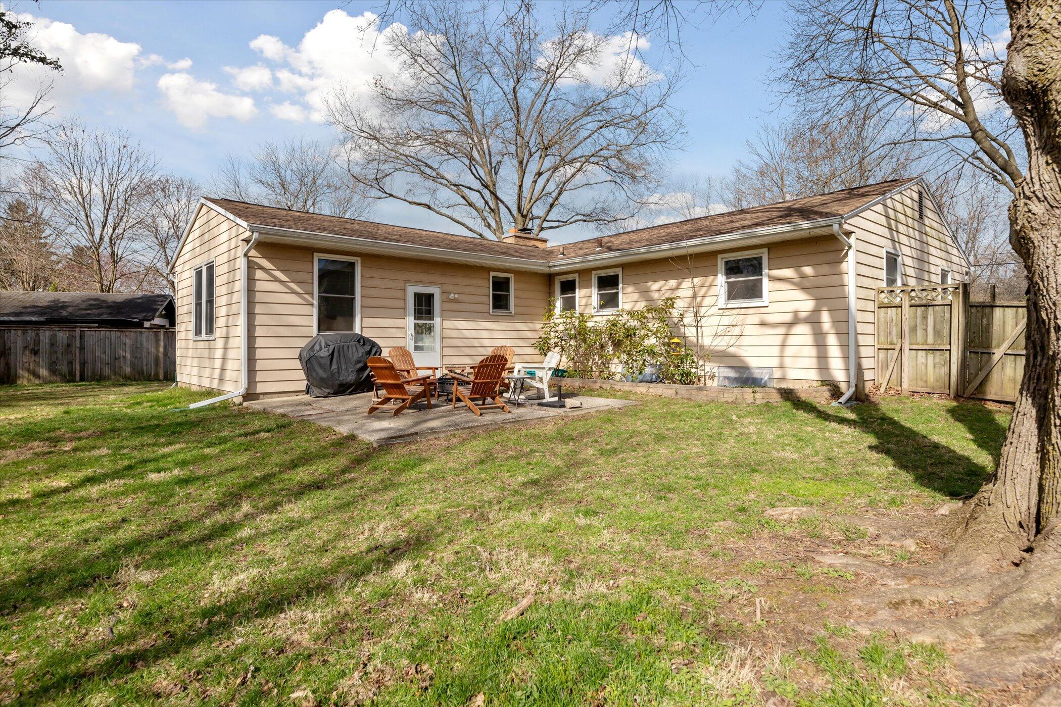 1129 Berkshire Drive