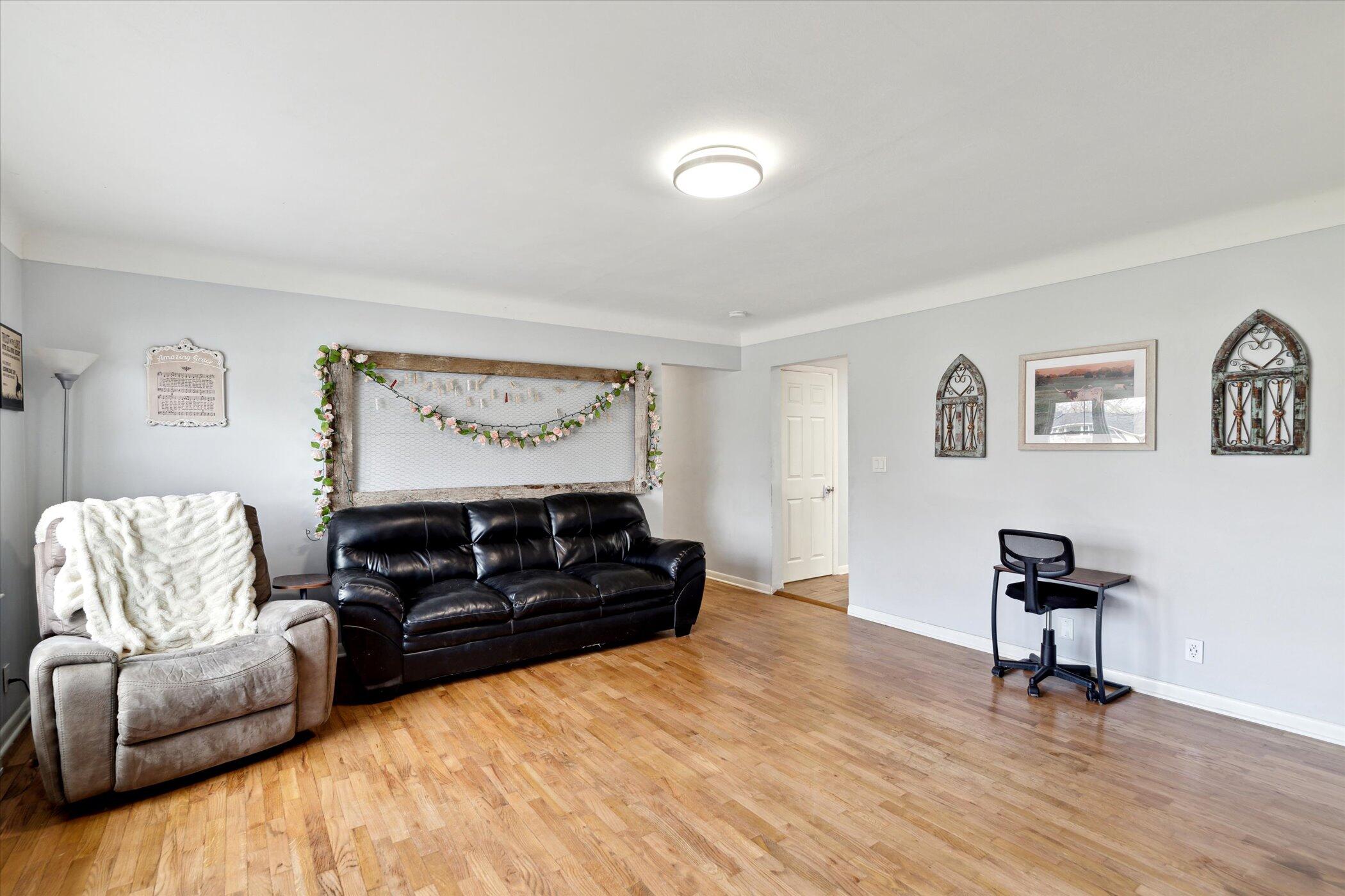 1129 Berkshire Drive