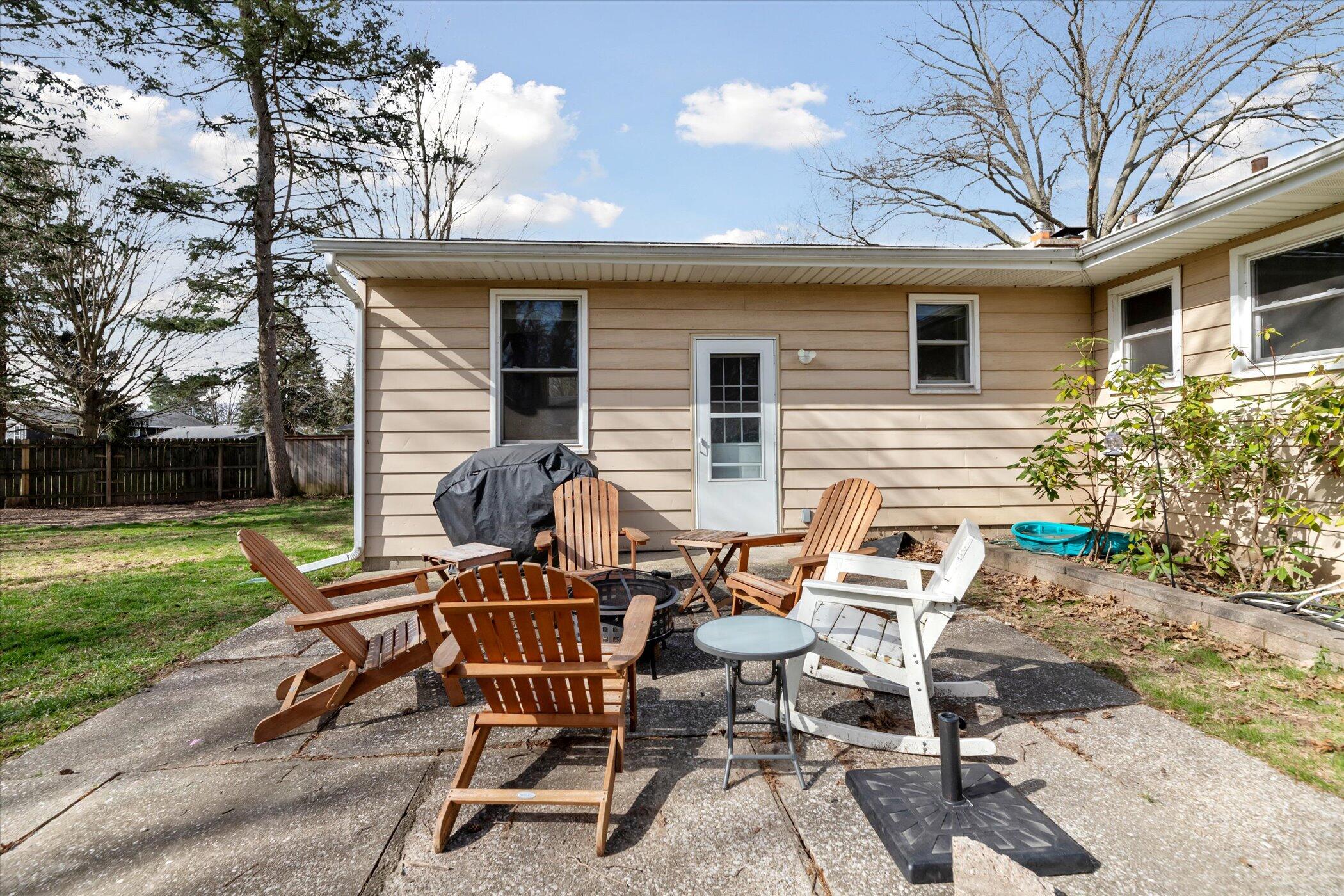 1129 Berkshire Drive