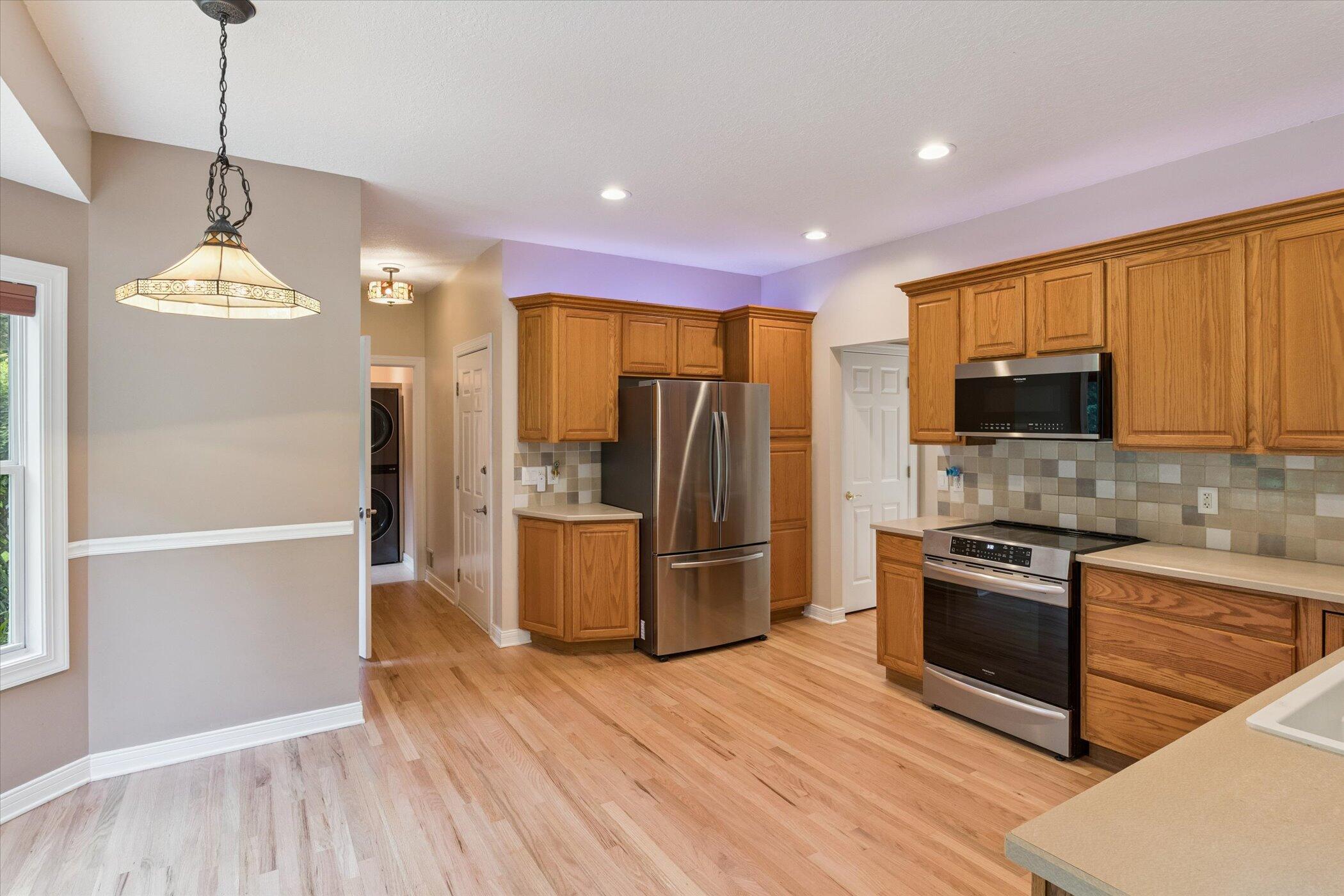 3321 Wickshire Lane
