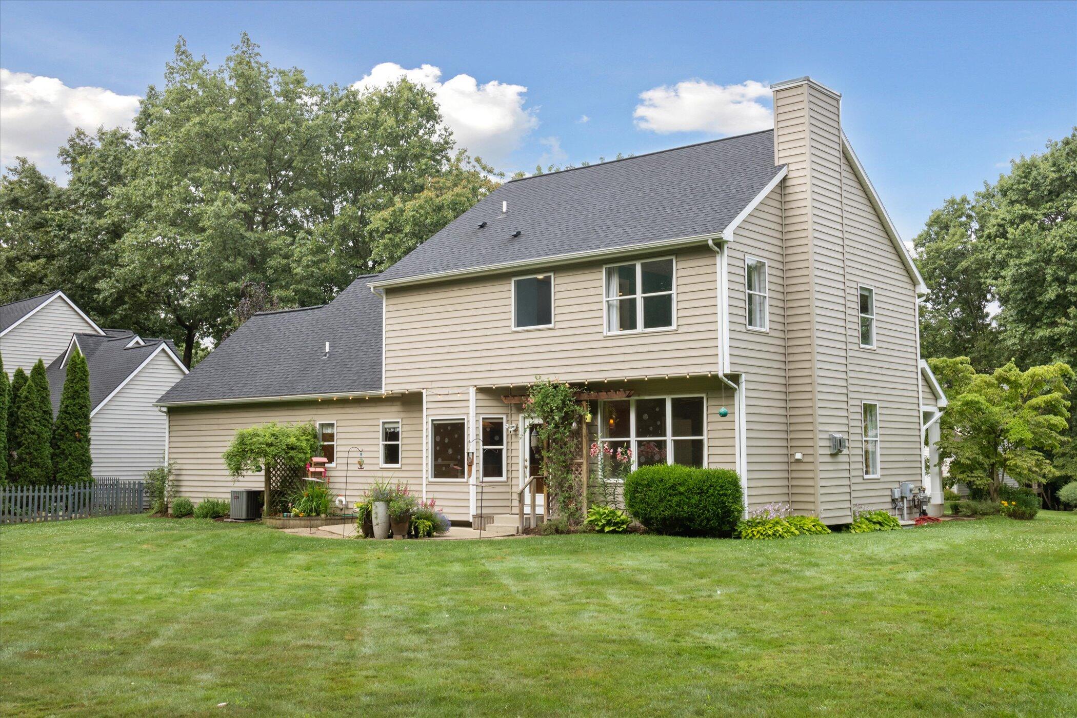 3321 Wickshire Lane