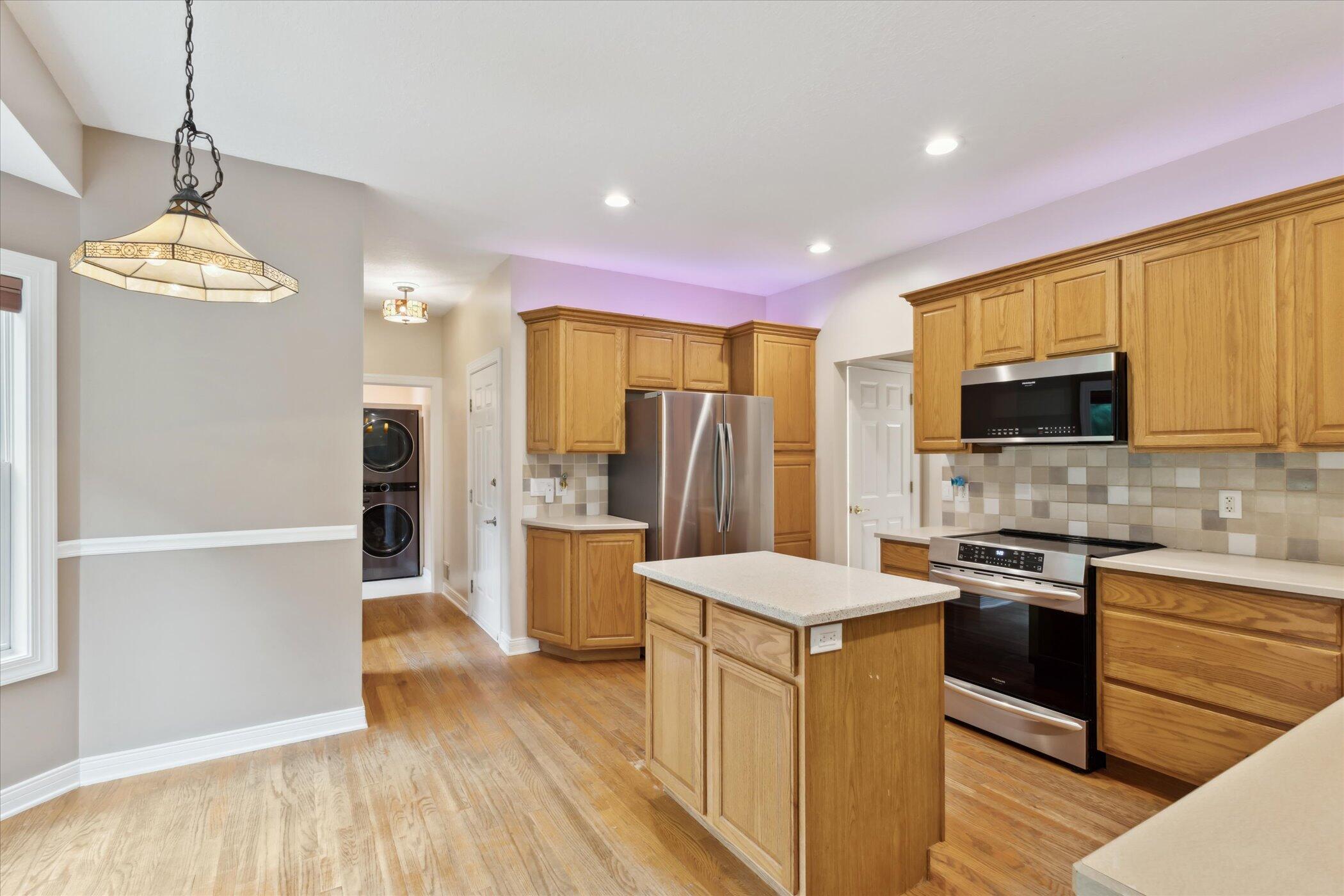 3321 Wickshire Lane