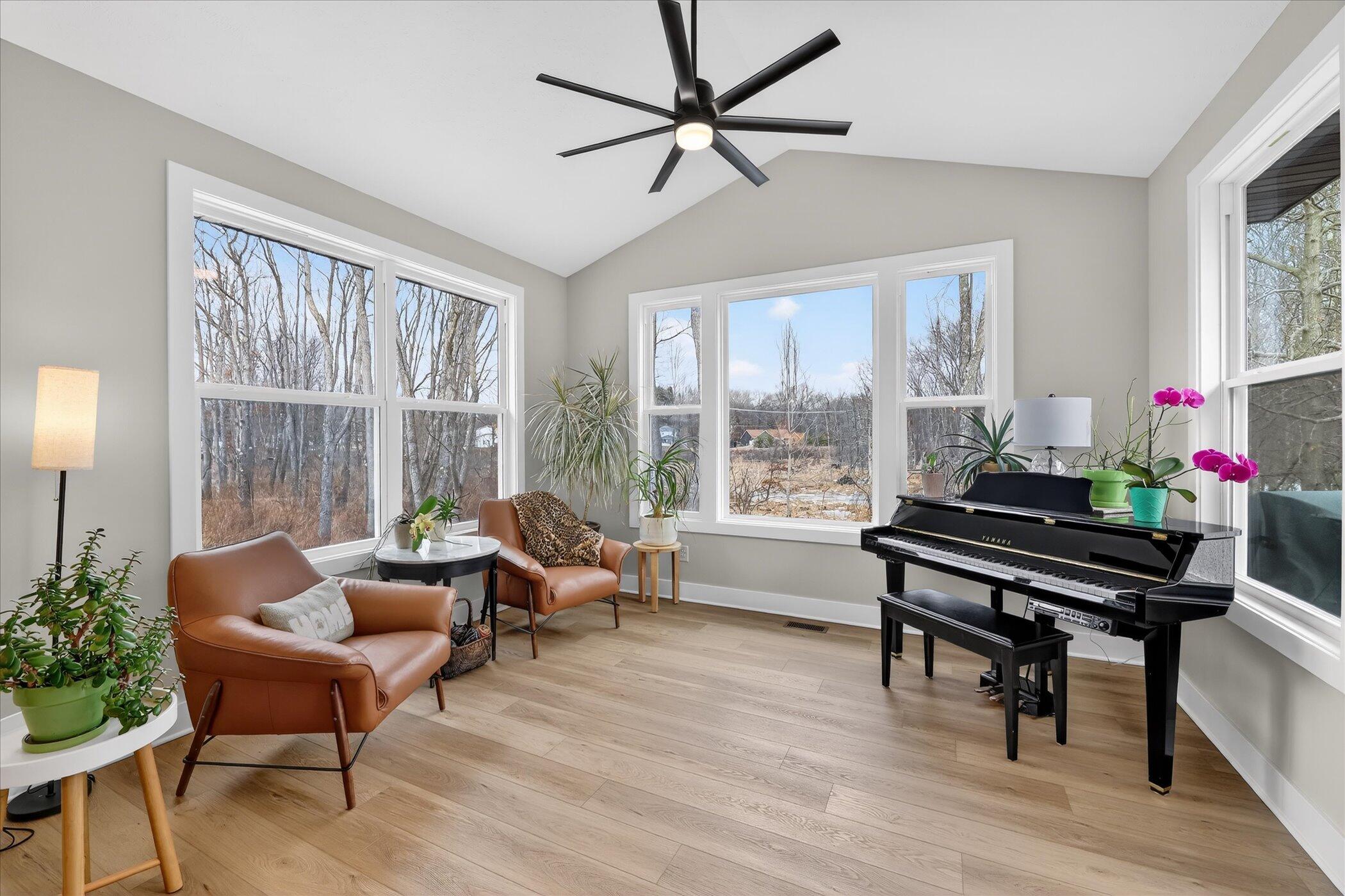 10597 Sharon Lee Lane 88