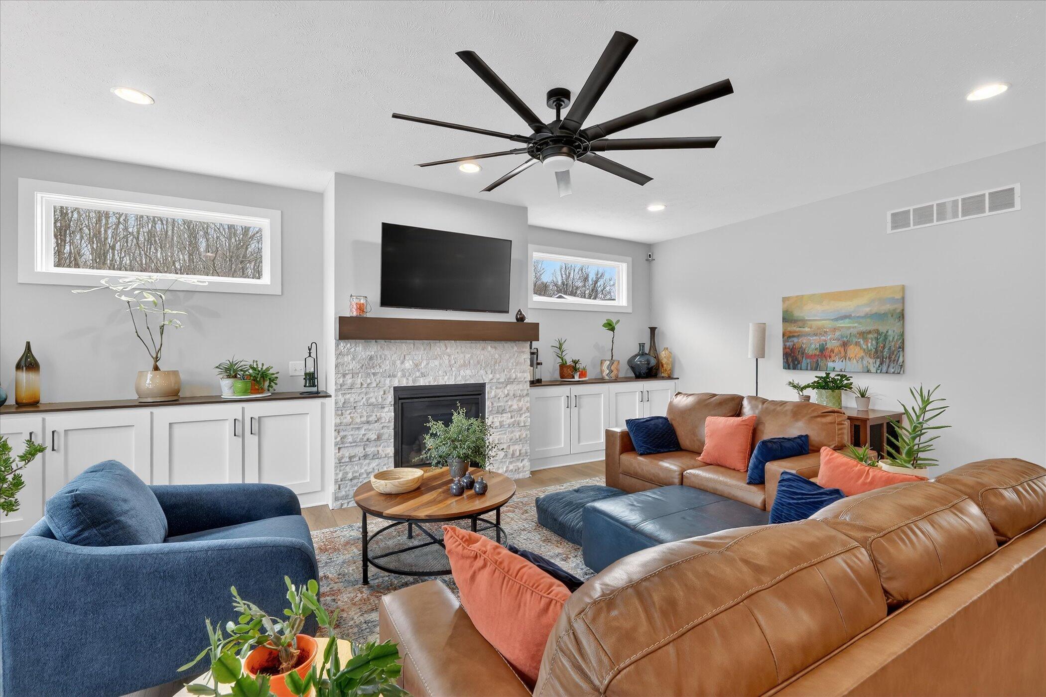 10597 Sharon Lee Lane 88