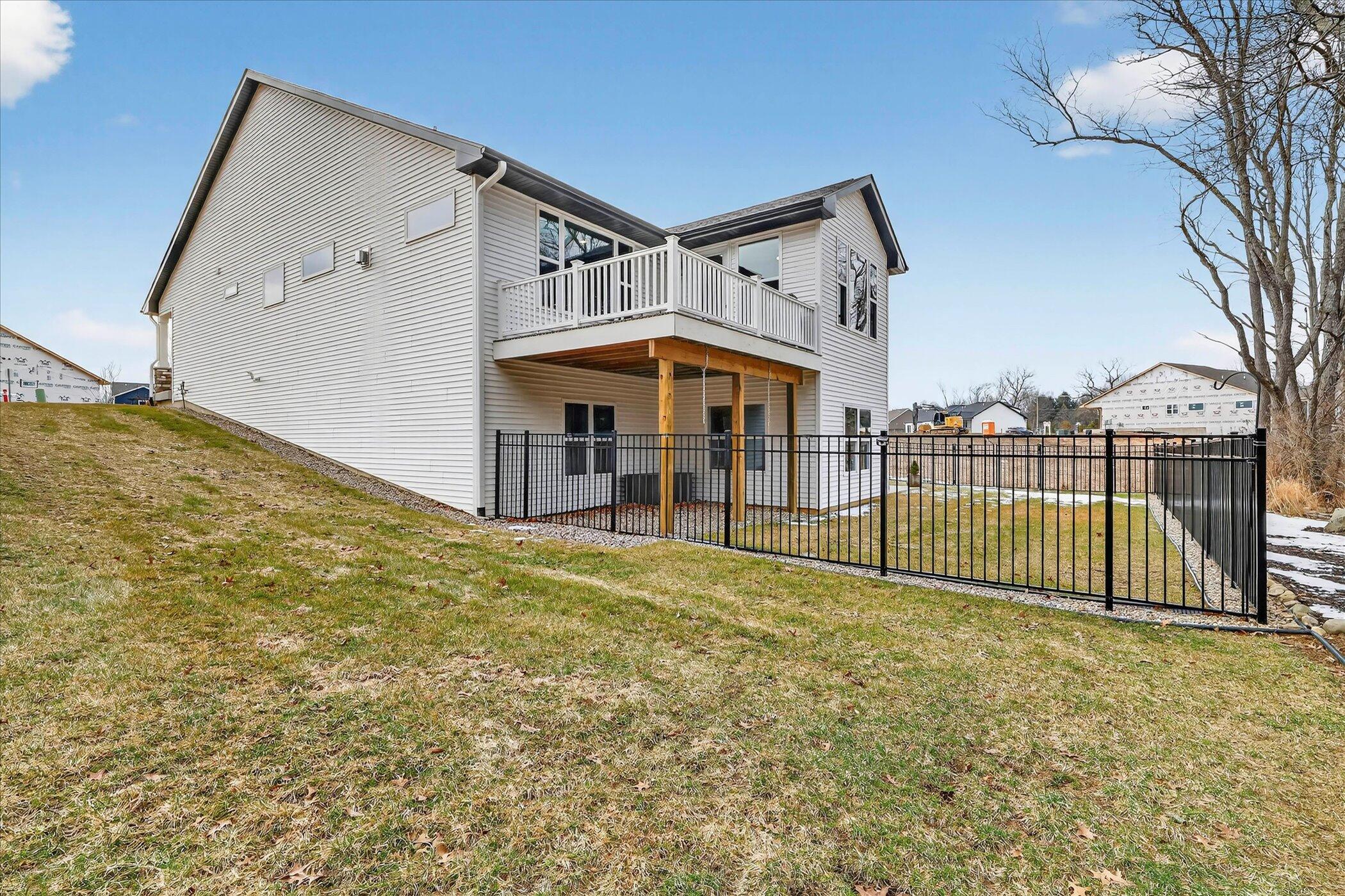 10597 Sharon Lee Lane 88