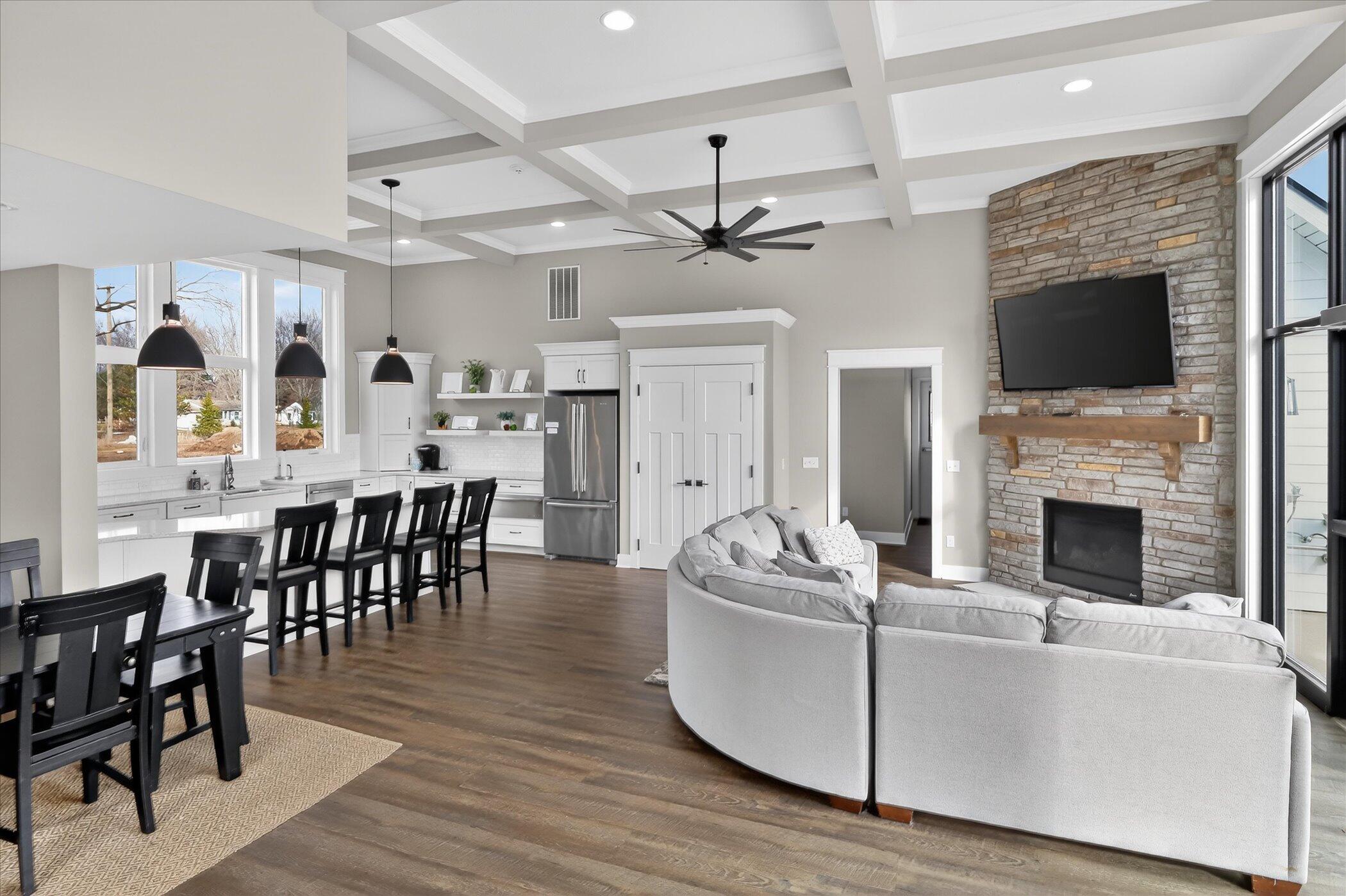 10597 Sharon Lee Lane 88