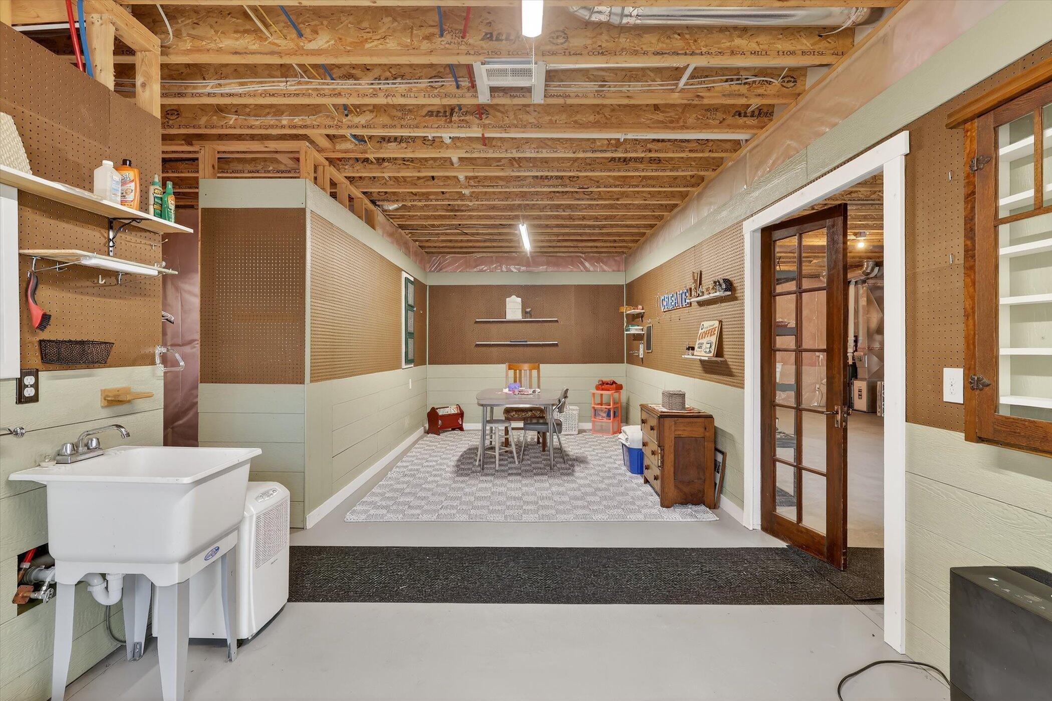 2214 Shelter Pointe Drive