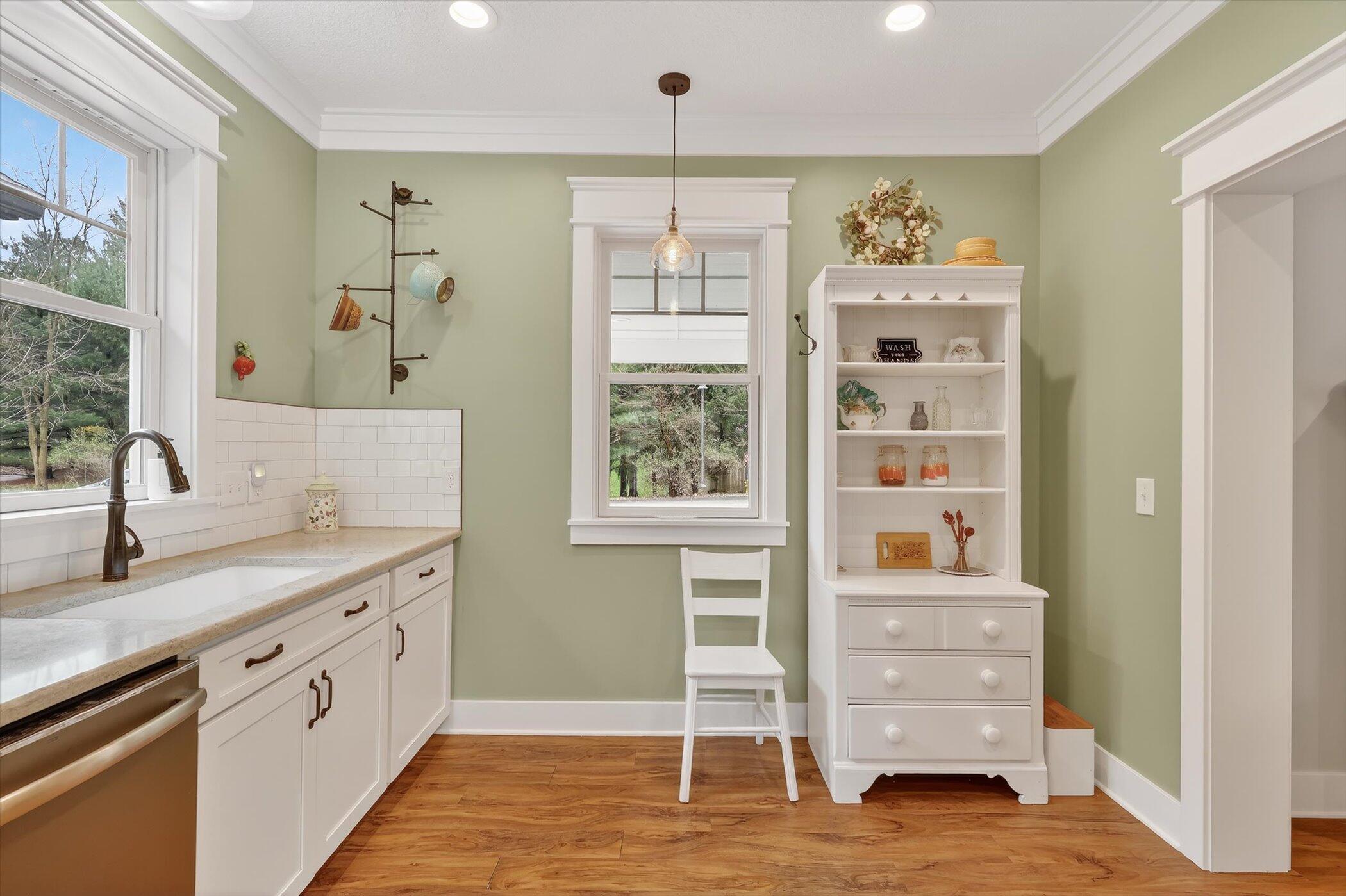 2214 Shelter Pointe Drive