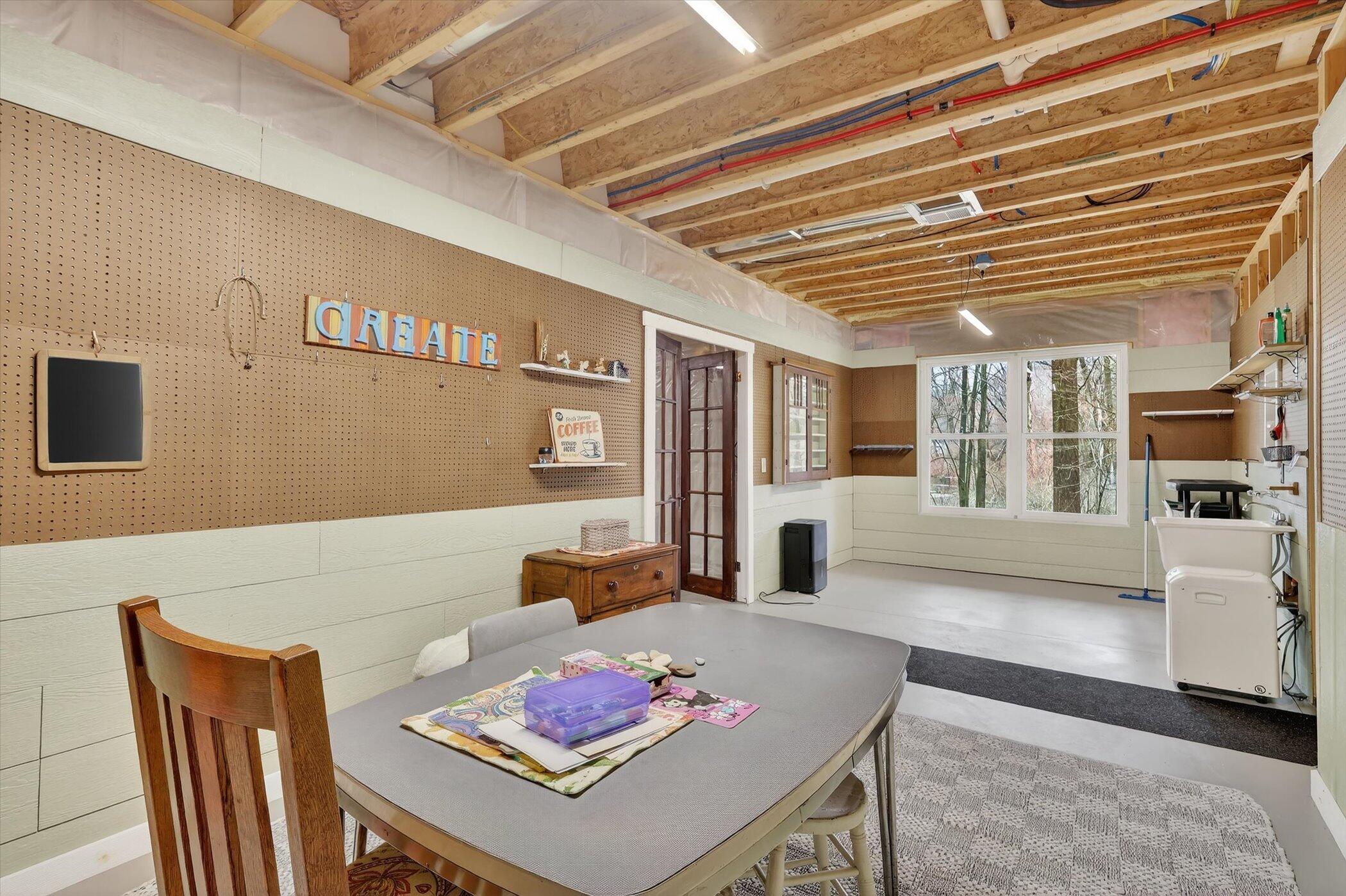 2214 Shelter Pointe Drive