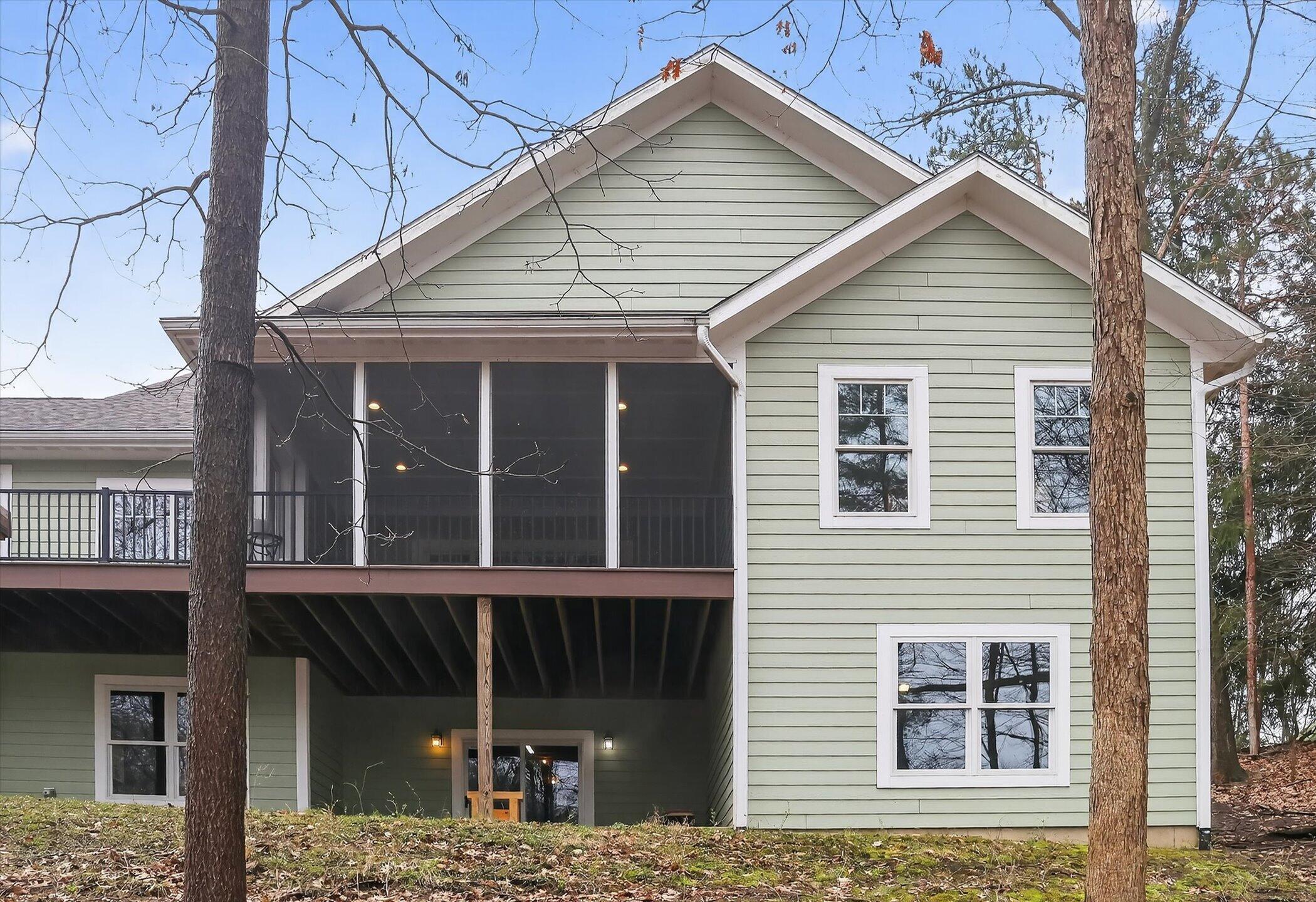 2214 Shelter Pointe Drive