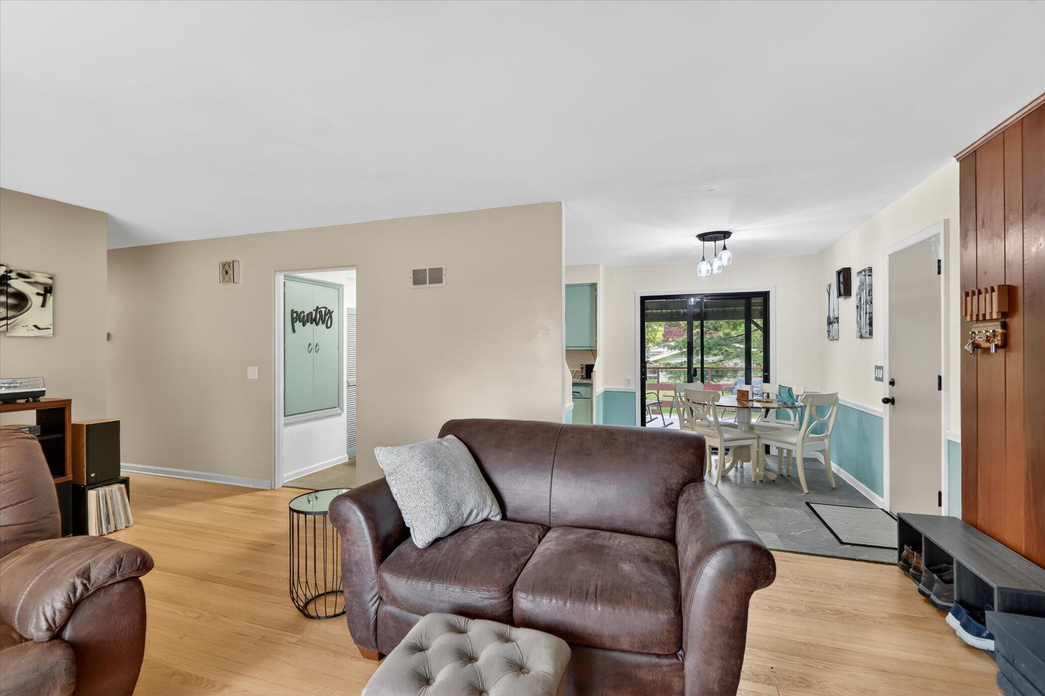 814 N Drake Road