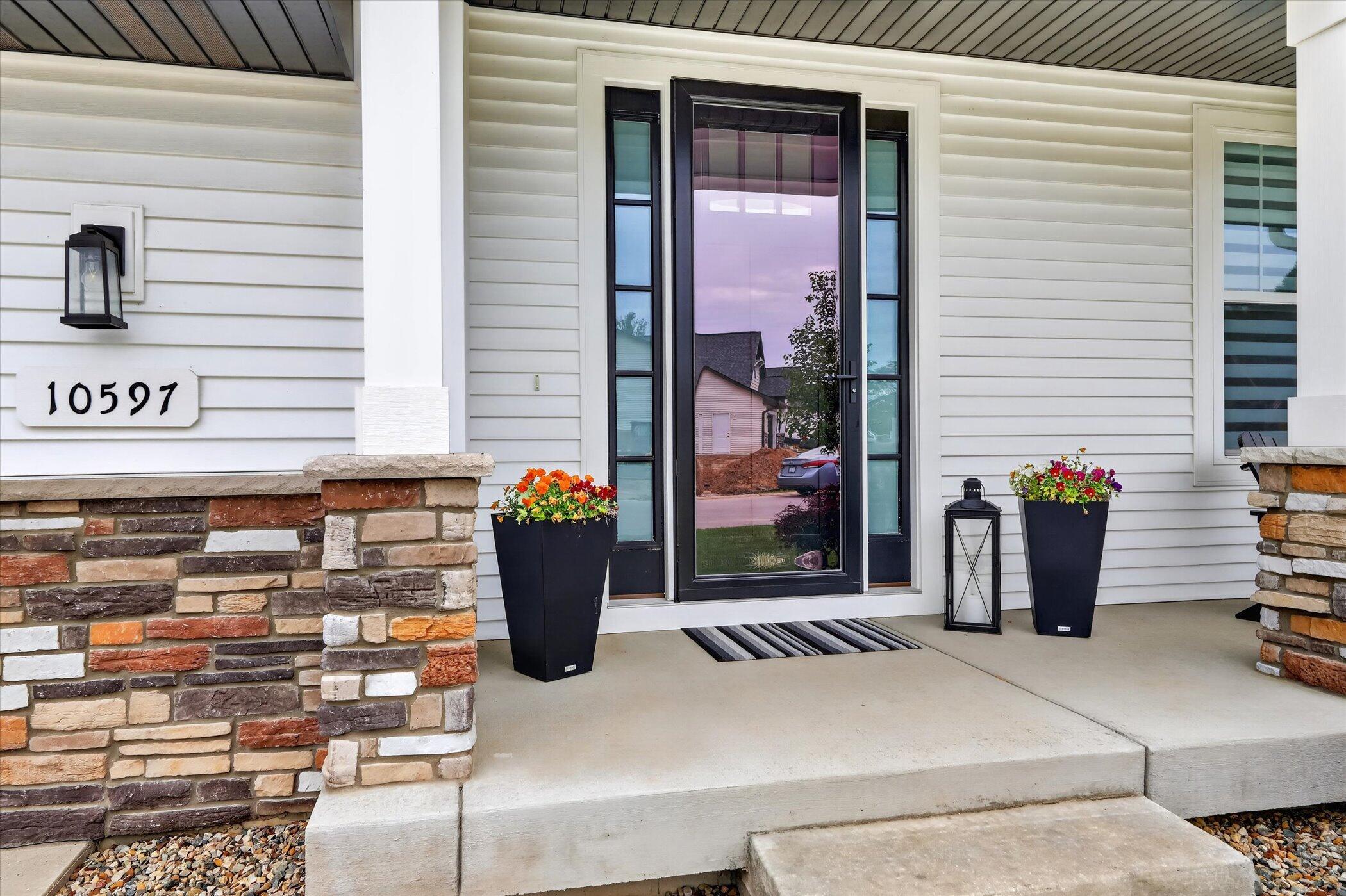 10597 Sharon Lee Lane 88