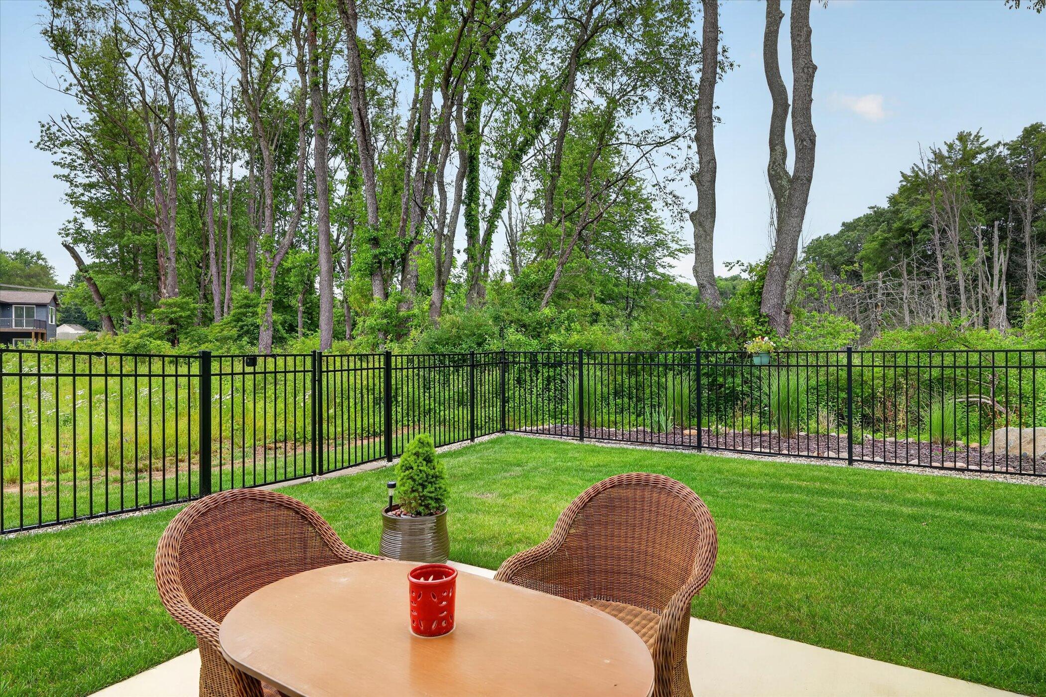 10597 Sharon Lee Lane 88