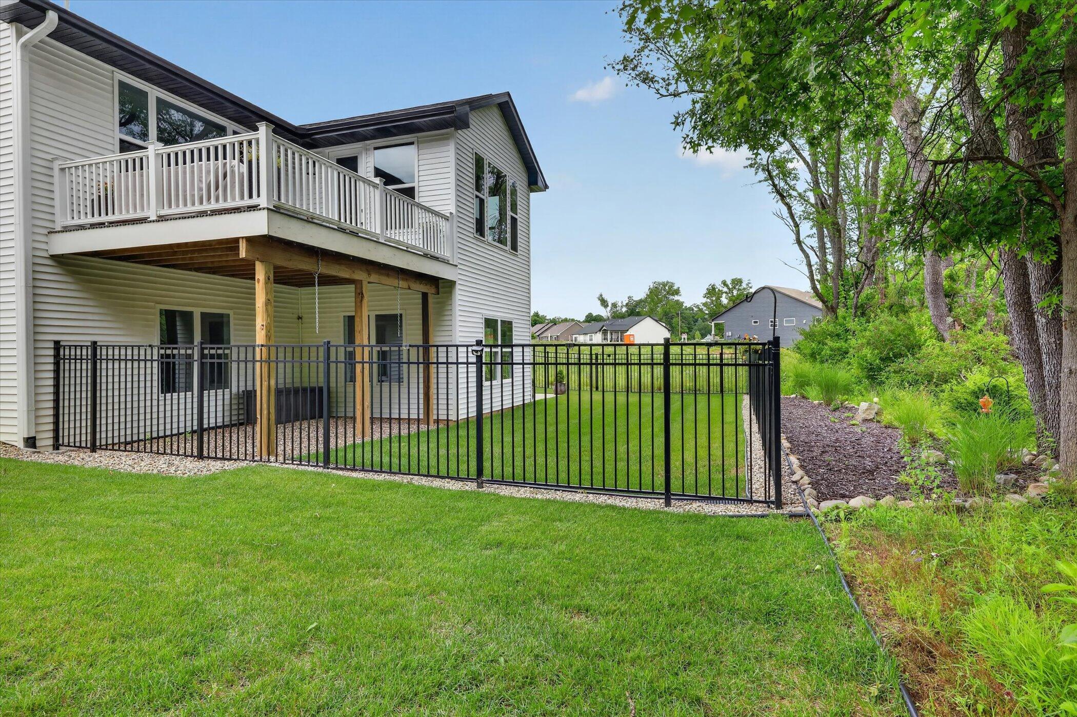 10597 Sharon Lee Lane 88