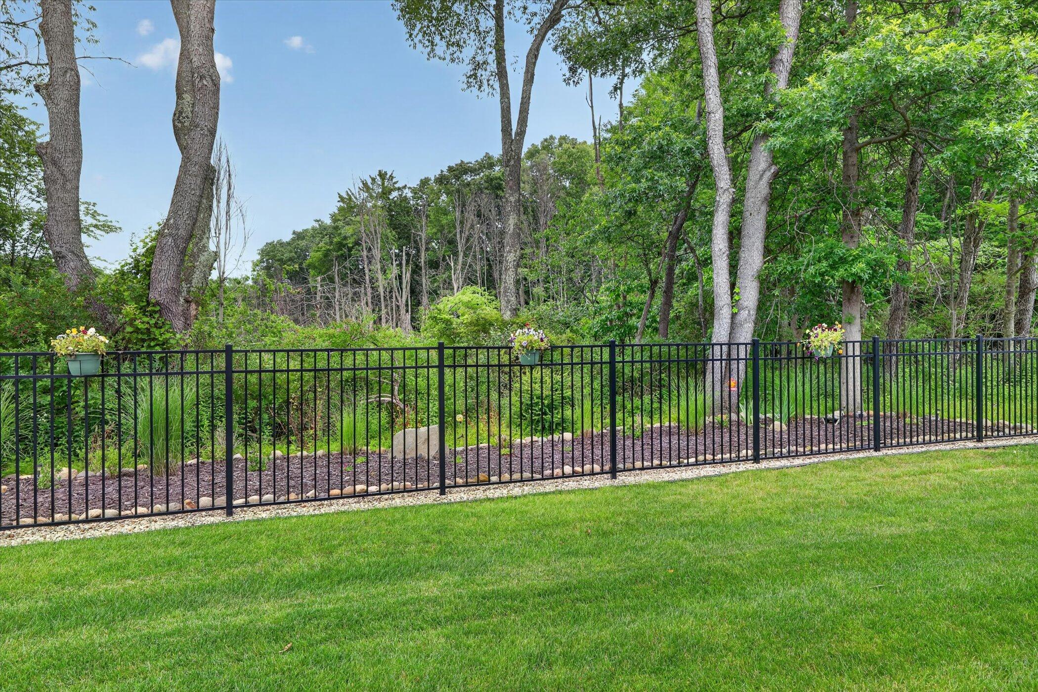 10597 Sharon Lee Lane 88
