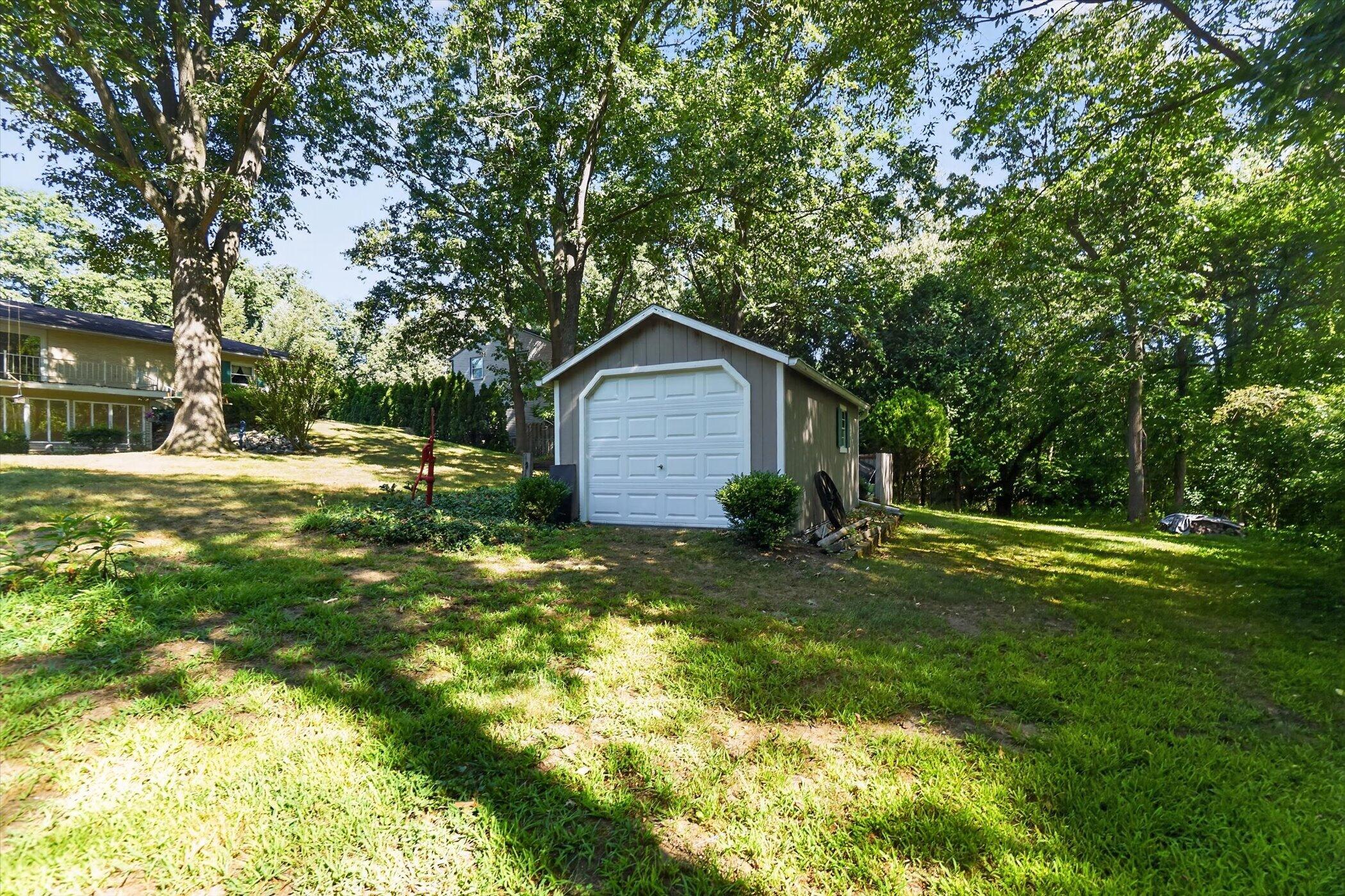 8047 Oak Hill Drive