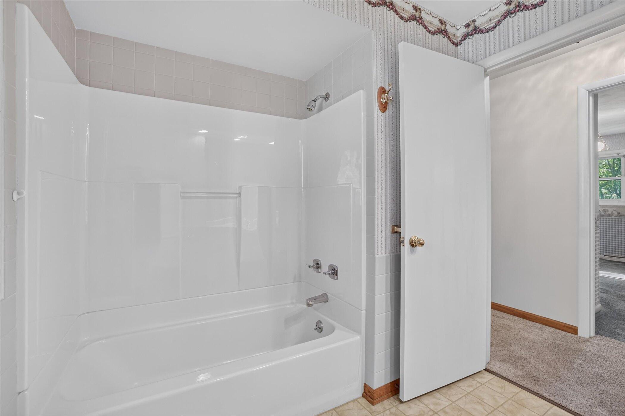 8047 Oak Hill Drive