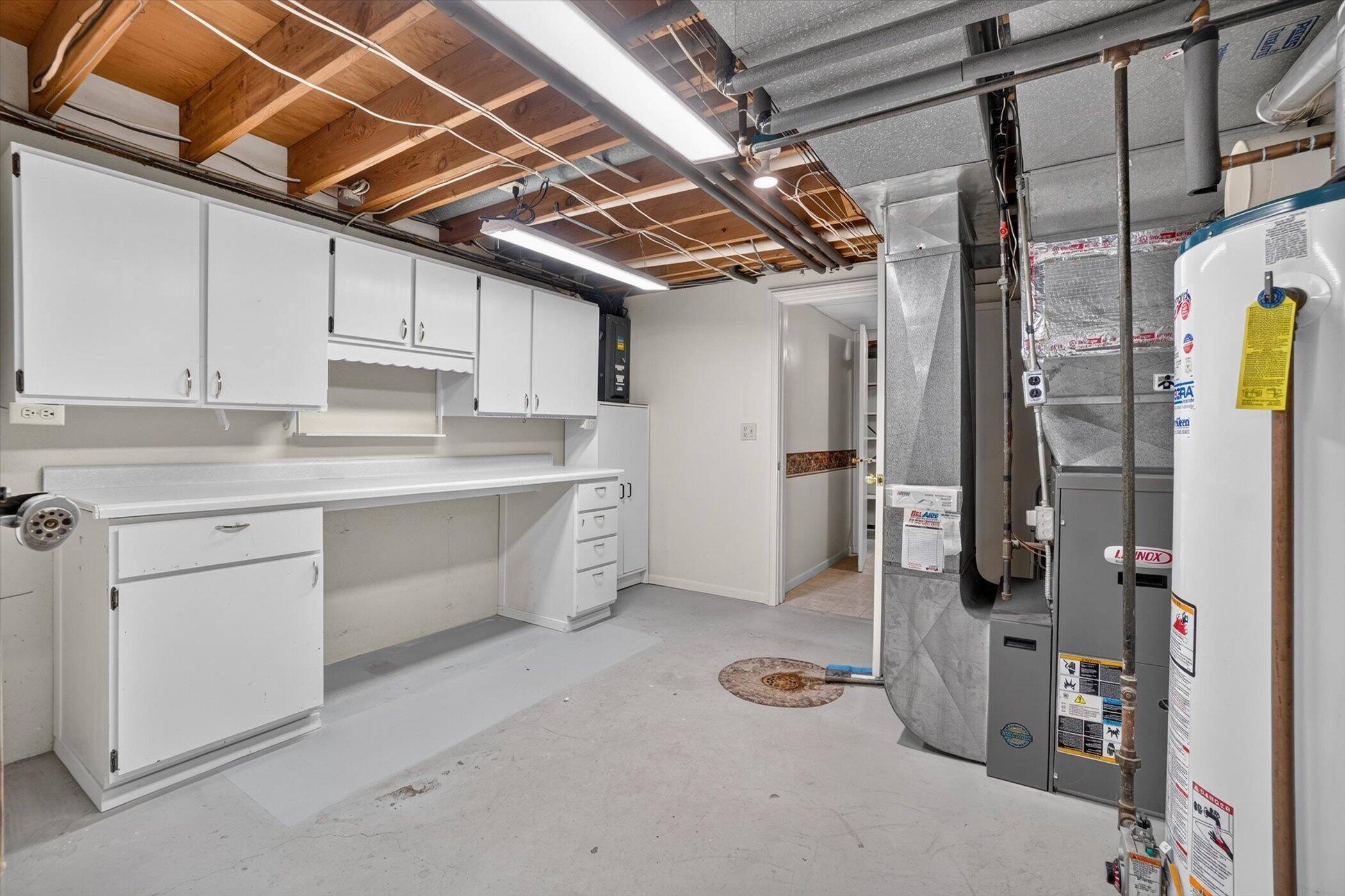 8047 Oak Hill Drive