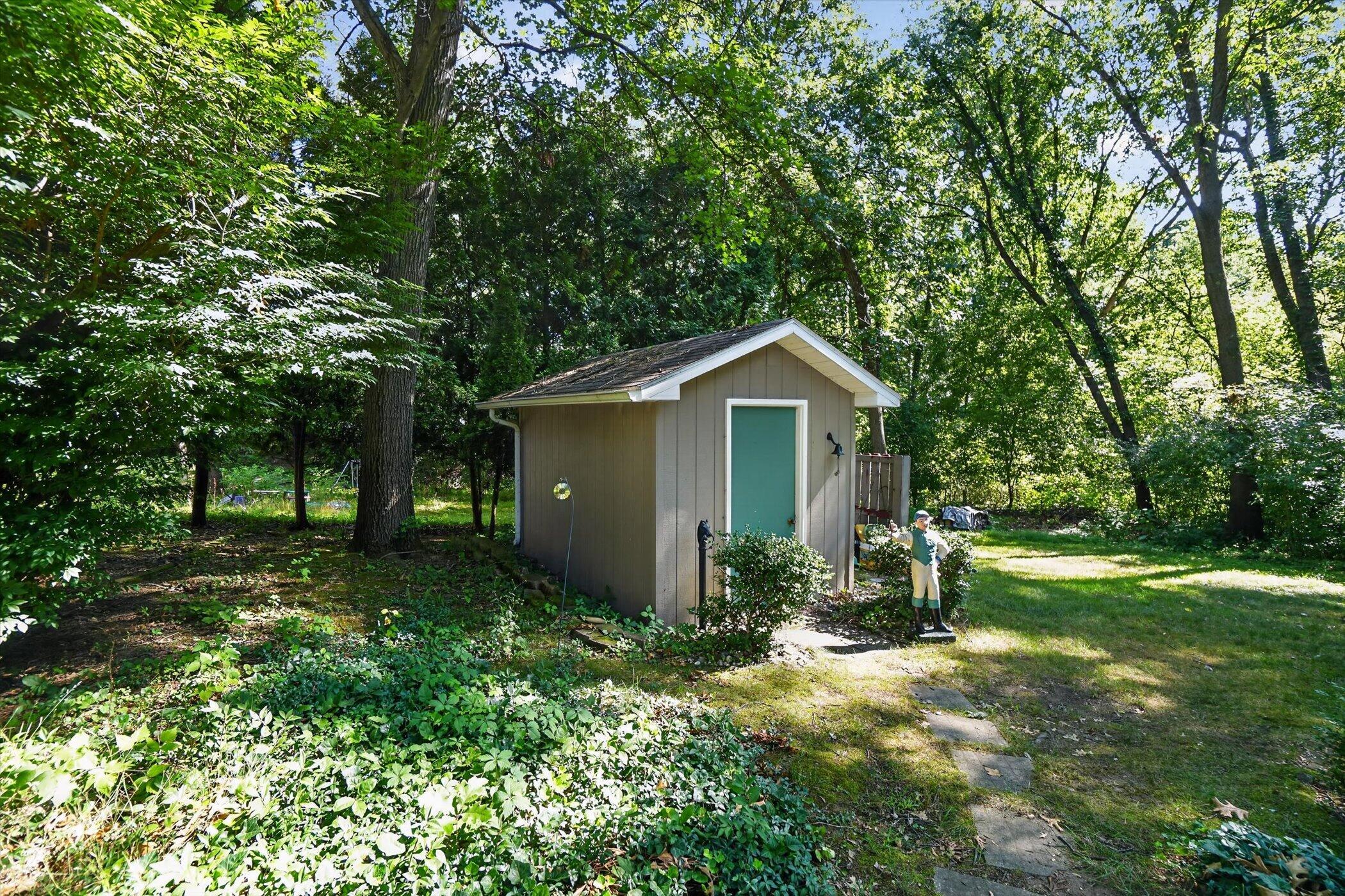 8047 Oak Hill Drive