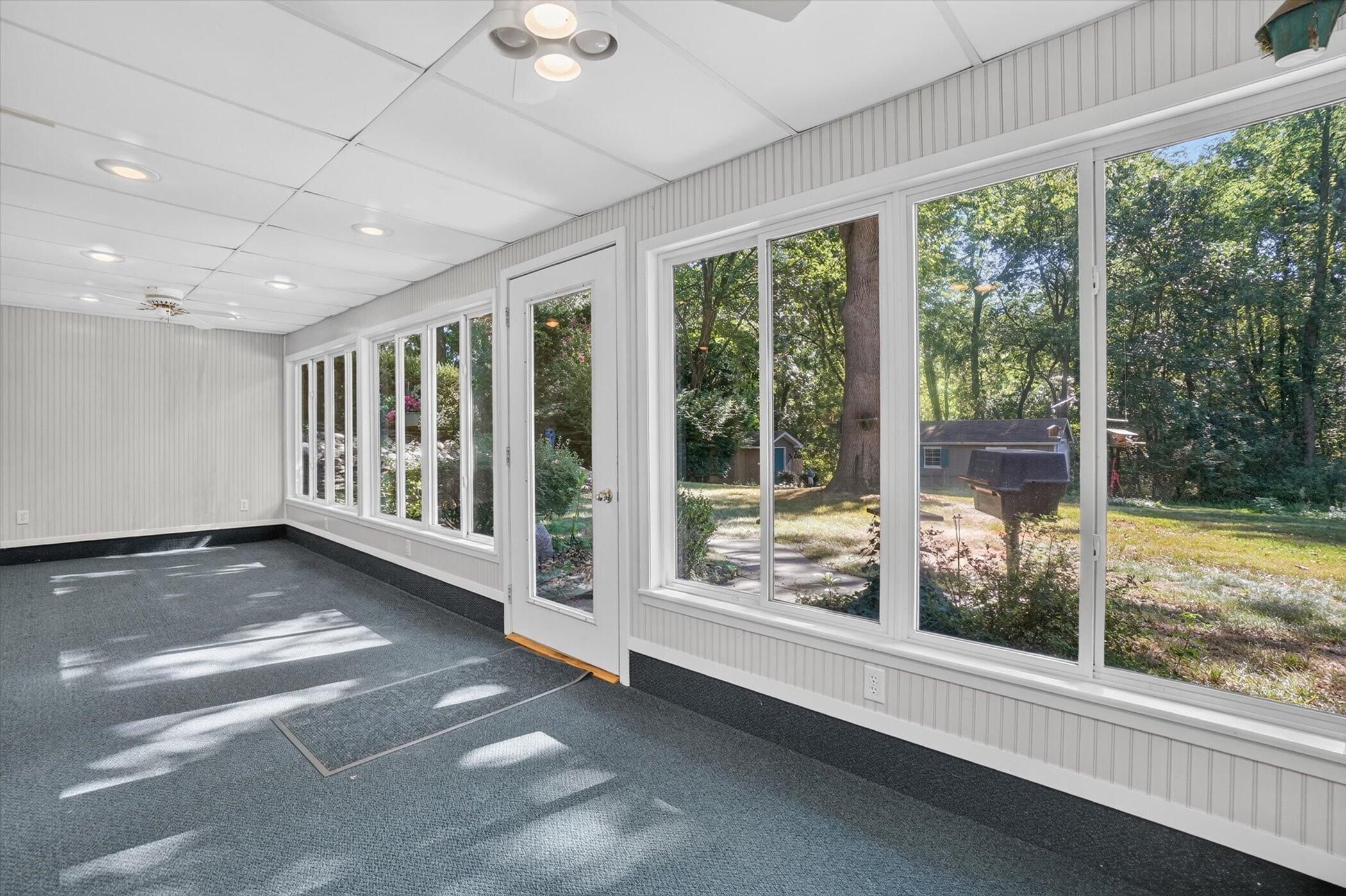 8047 Oak Hill Drive