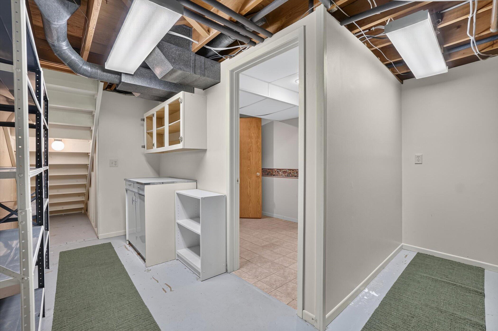 8047 Oak Hill Drive