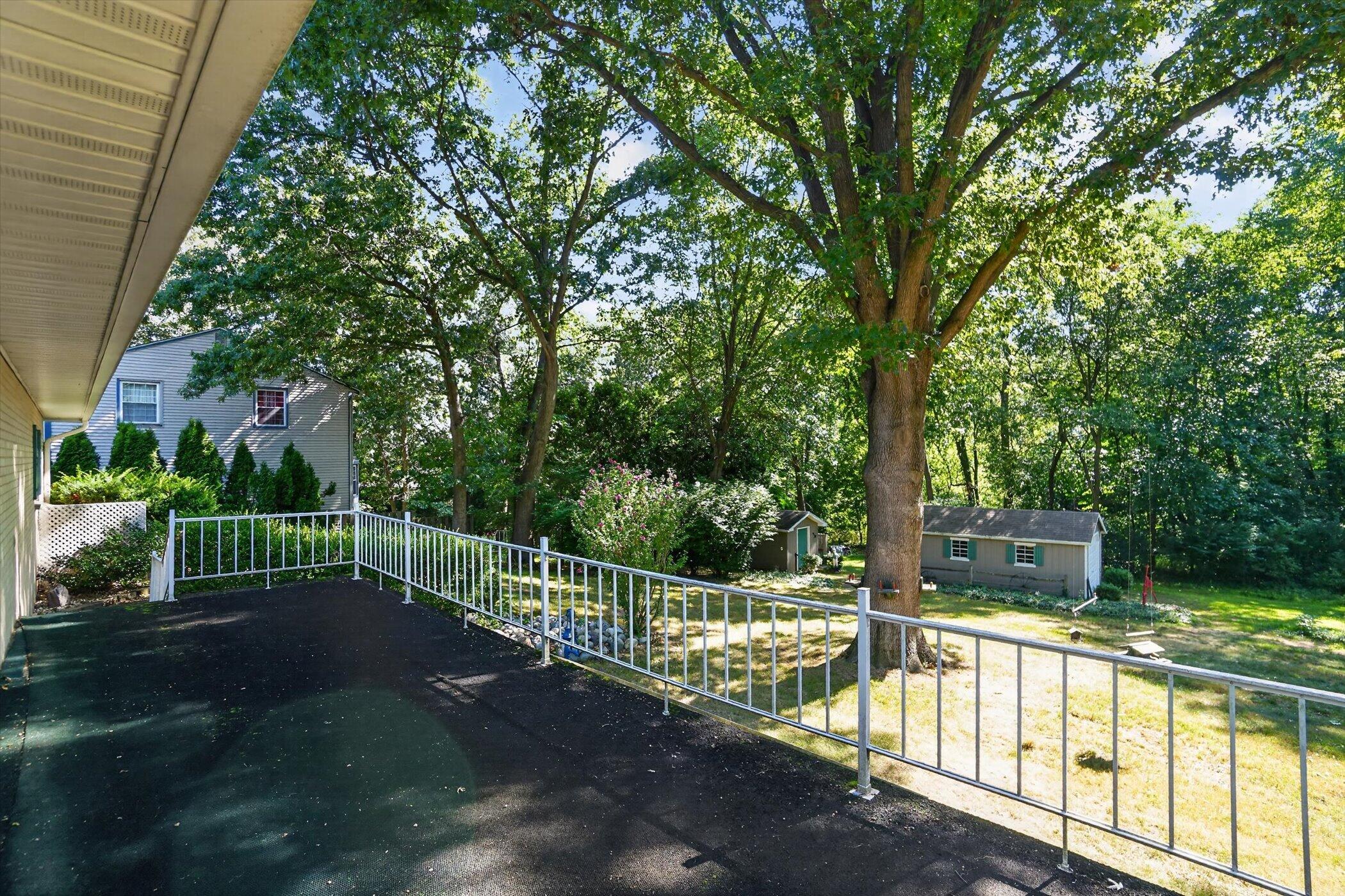 8047 Oak Hill Drive
