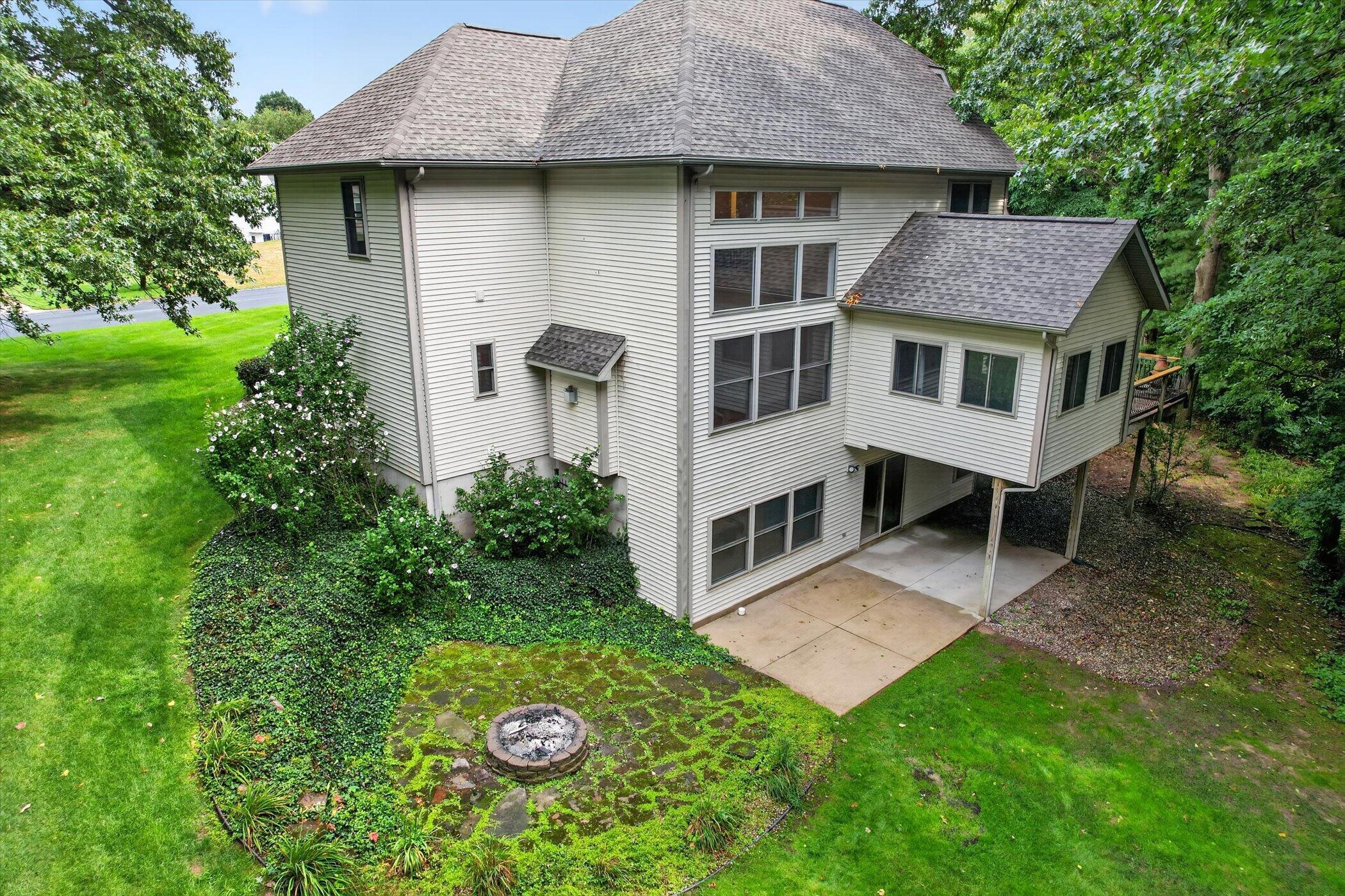 5284 Tillman Drive