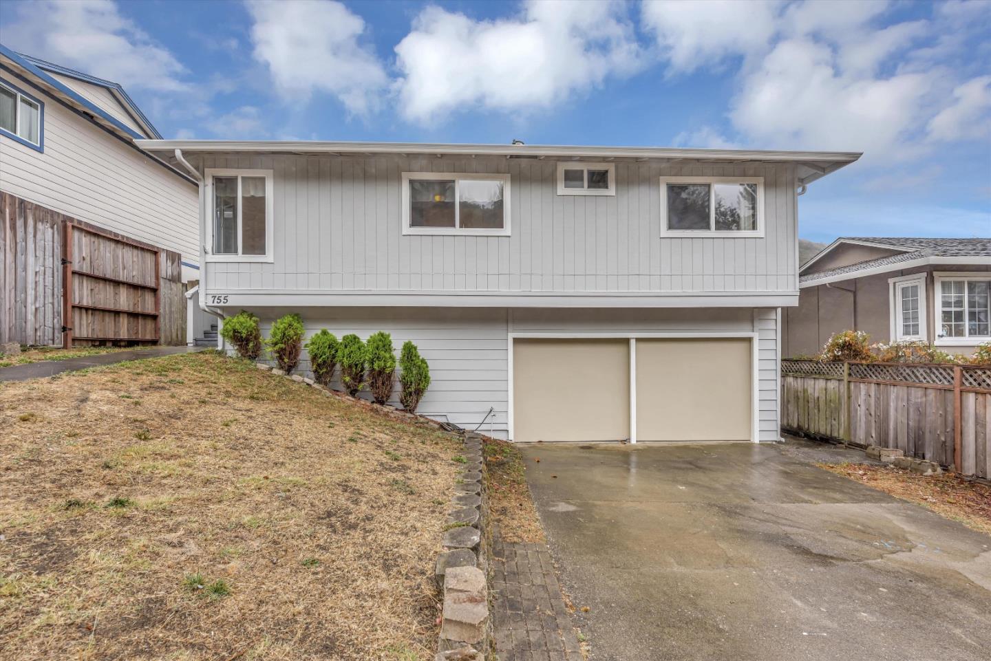 755 Prairie Creek DR