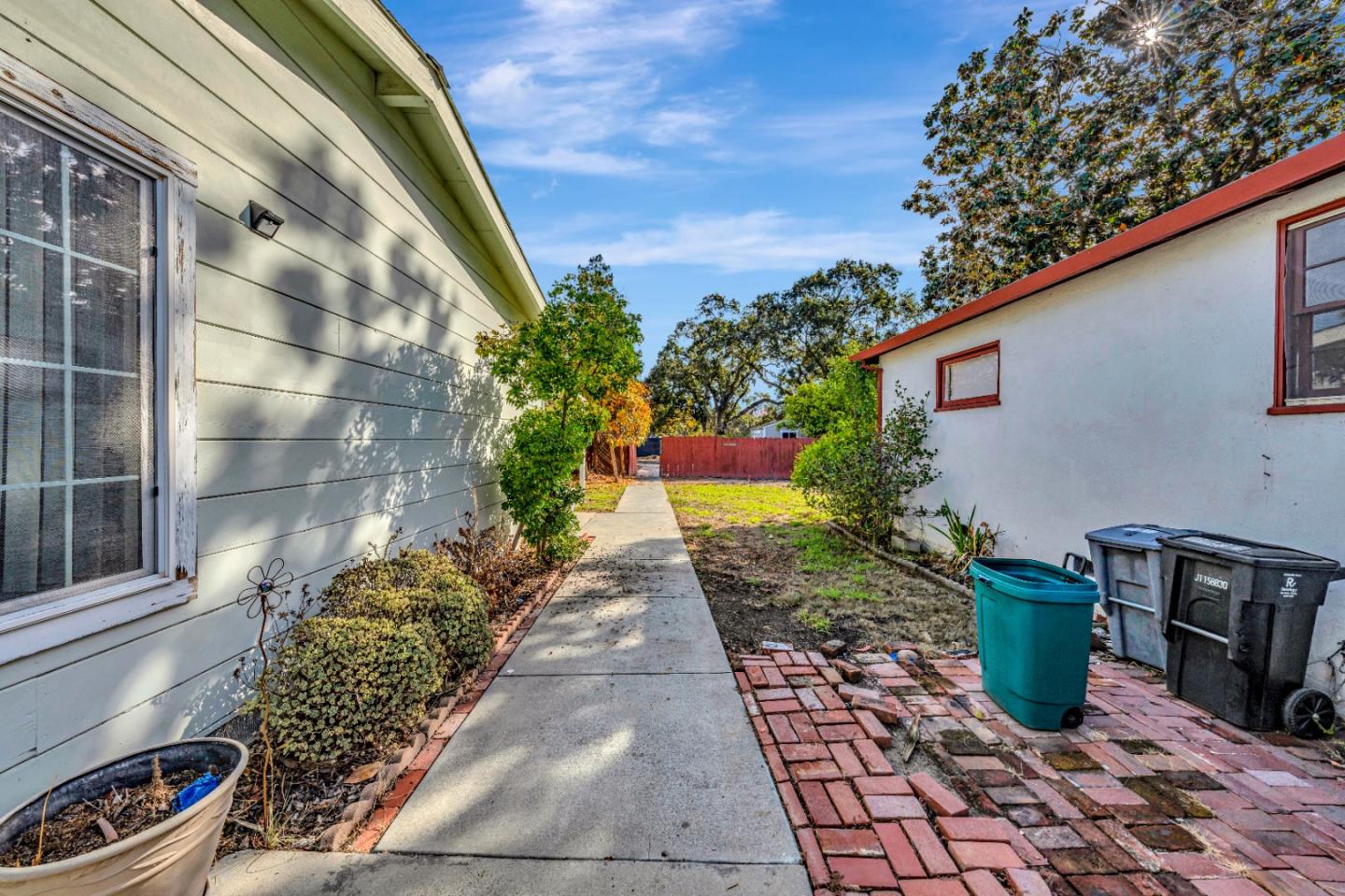 243 Poplar AVE