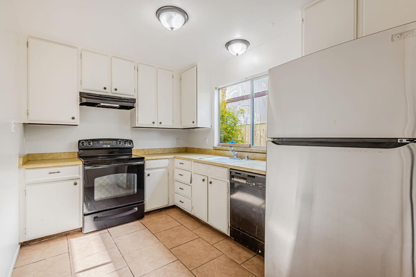 476 - 478 Oak Avenue