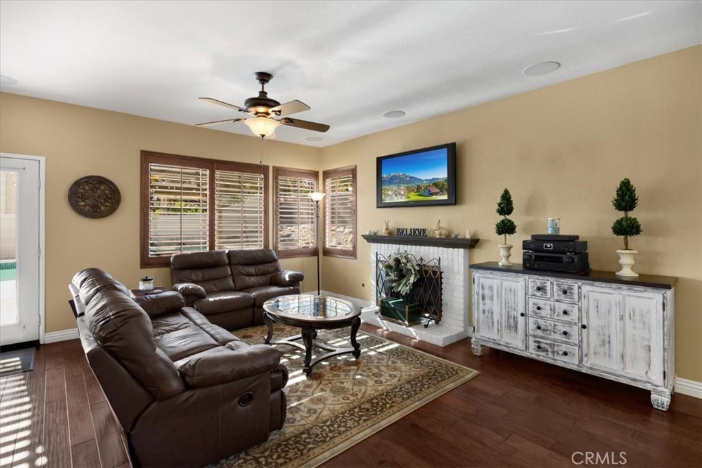 5548 Pacific Crest Place