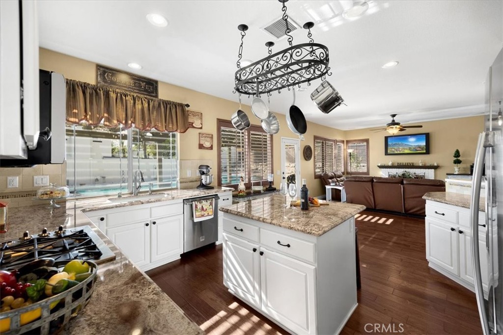 5548 Pacific Crest Place