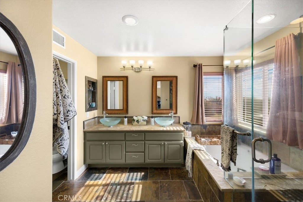 5548 Pacific Crest Place