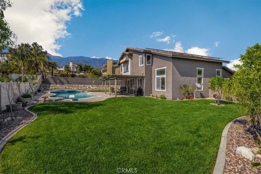 5548 Pacific Crest Place