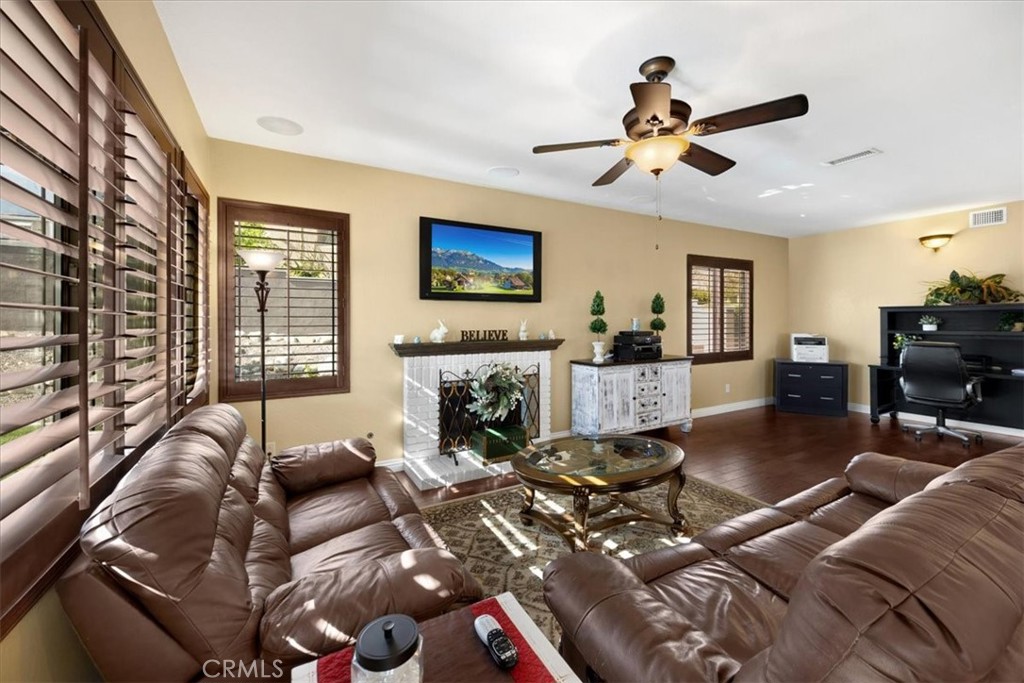 5548 Pacific Crest Place