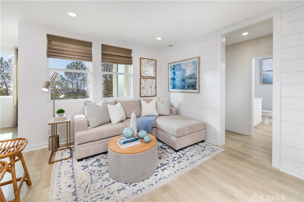 4127 E Circle Paseo 203