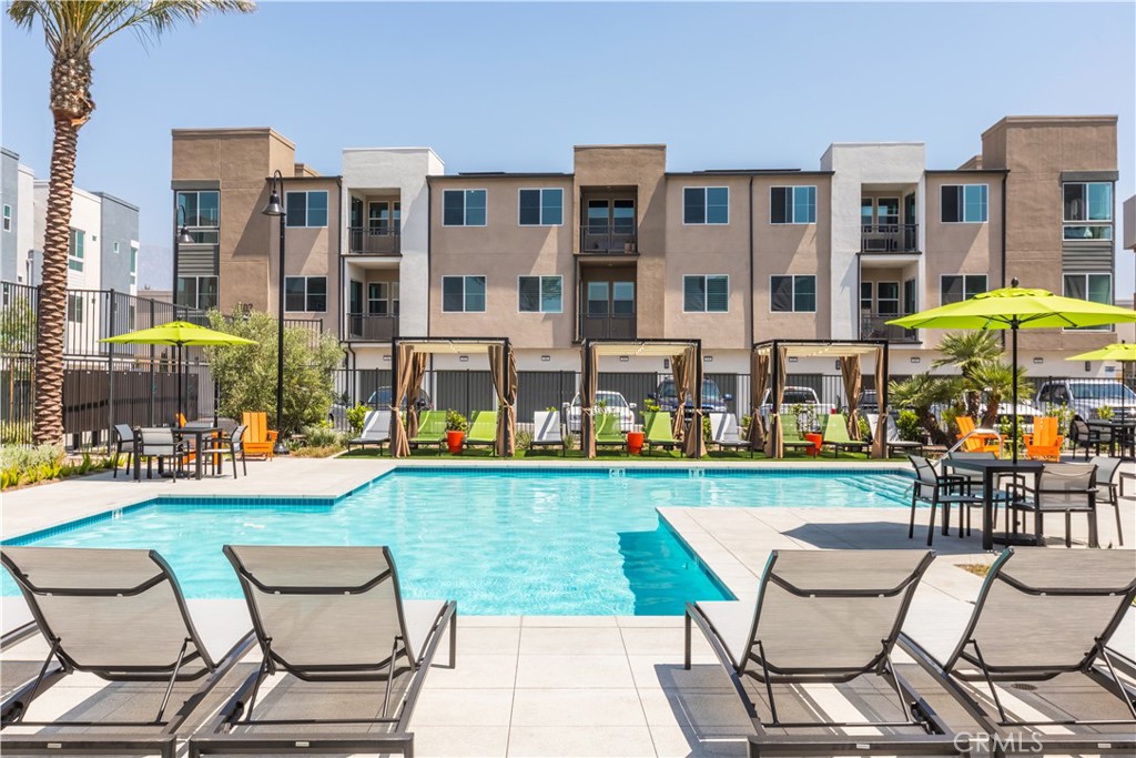 4127 E Circle Paseo 203