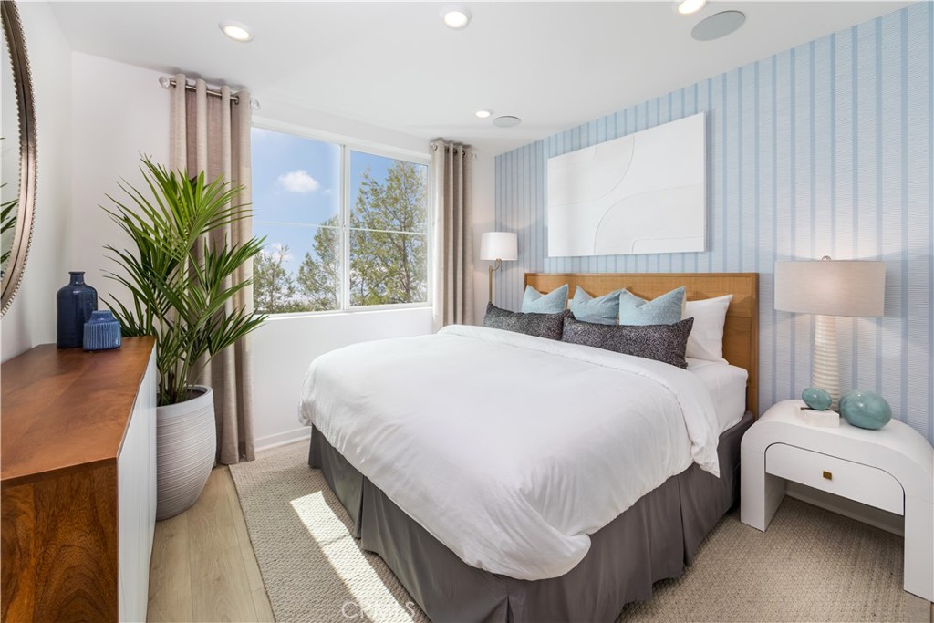 4127 E Circle Paseo 203