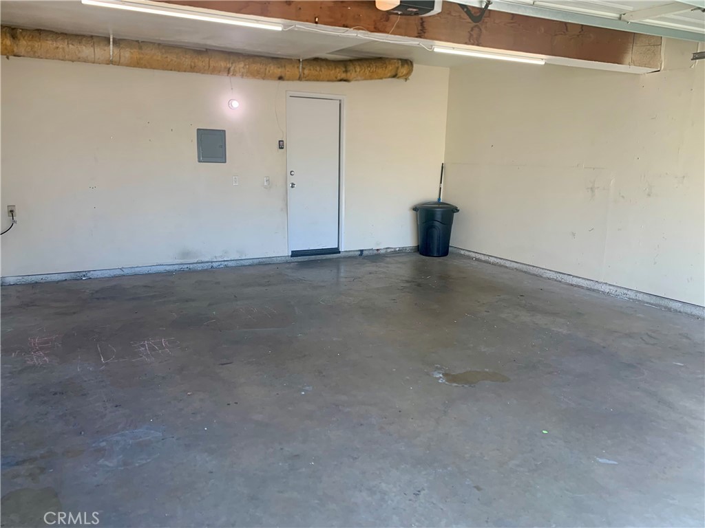 1380 W 48th Street 115