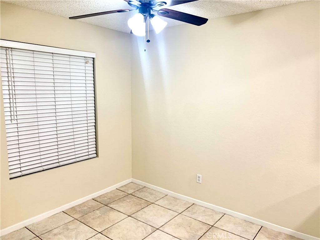 1380 W 48th Street 115