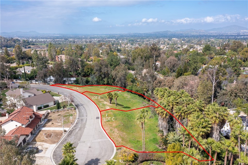 1389 Ocotillo Drive