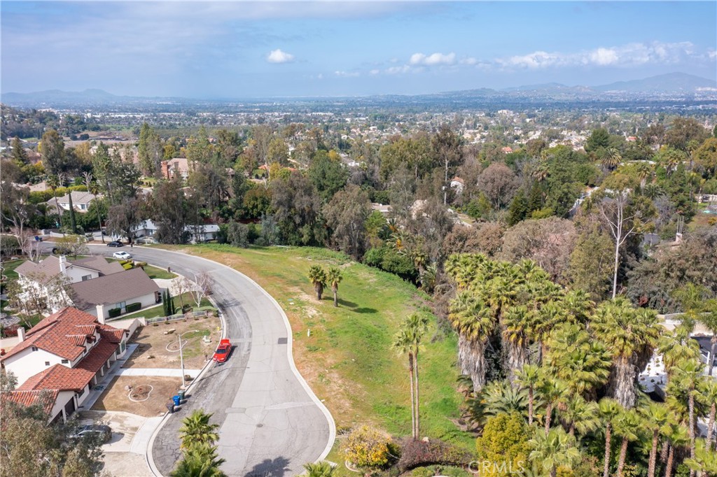 1389 Ocotillo Drive