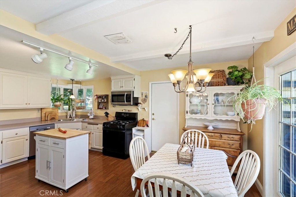 2831 Gertrude Street