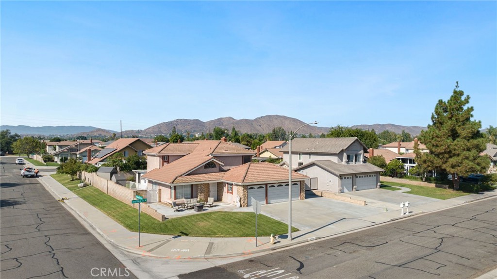 4203 Torrey Pines Drive