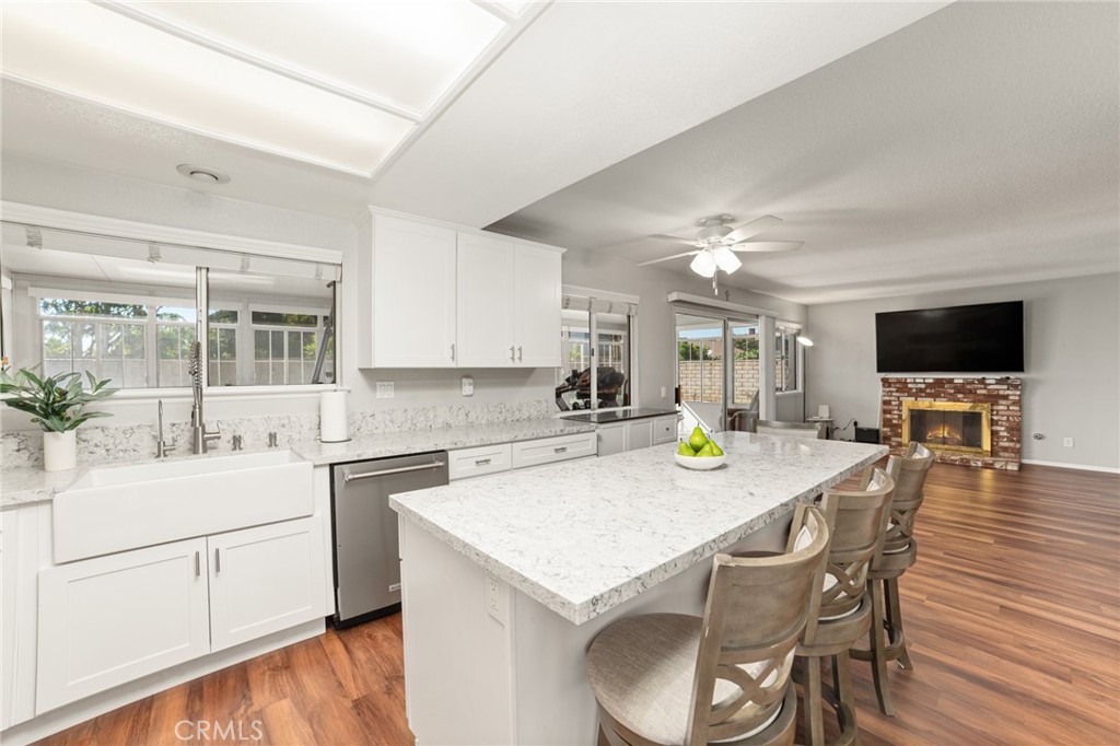 4203 Torrey Pines Drive